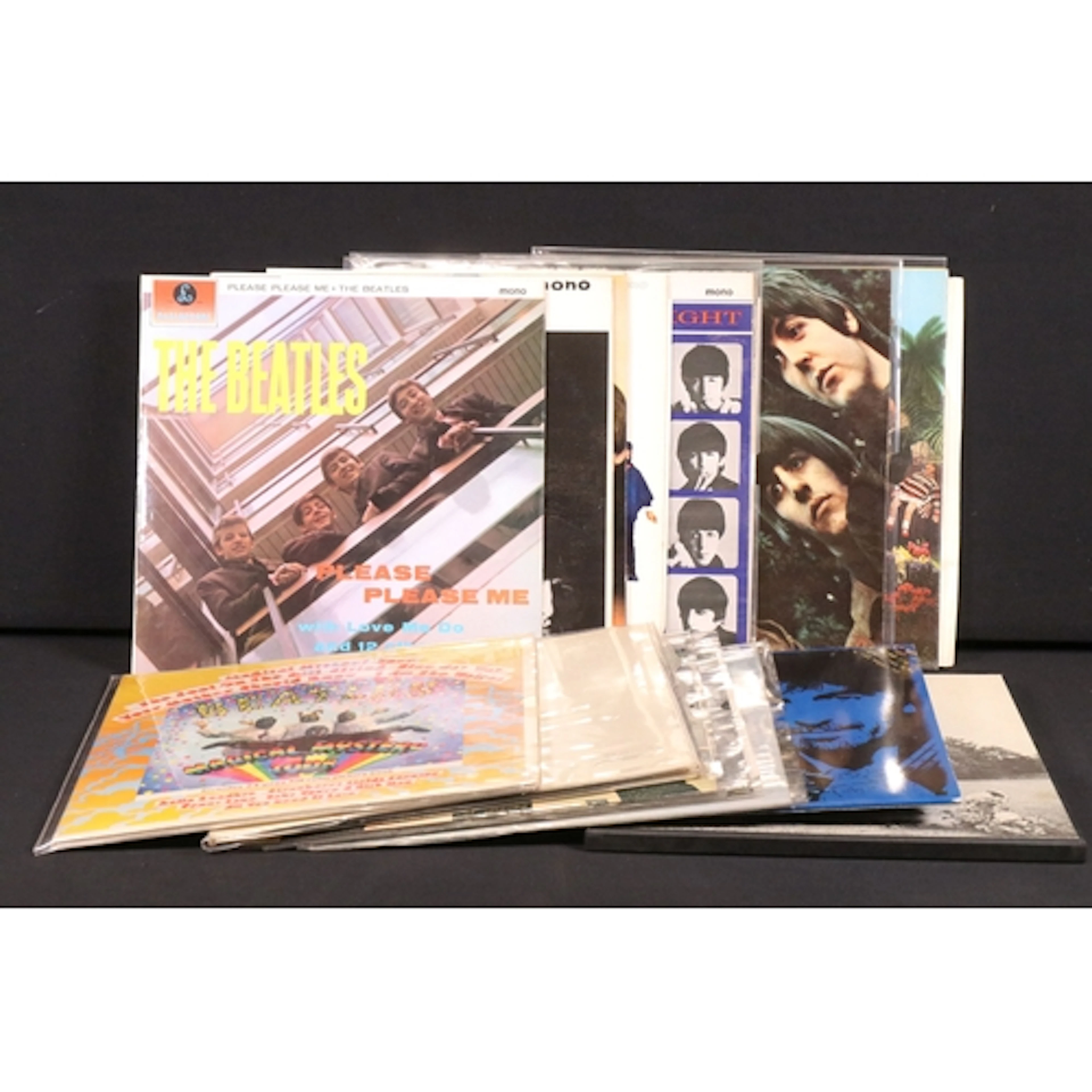 Vinyl - 12 The Beatles LPs (11 original UK, 1 US) 1 John Len...