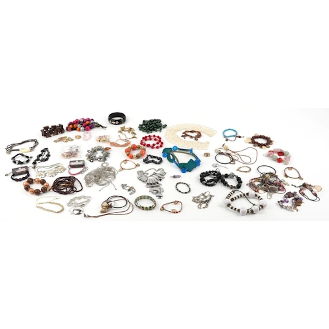 Vintage and later jewellery, predominantly necklaces and bra...