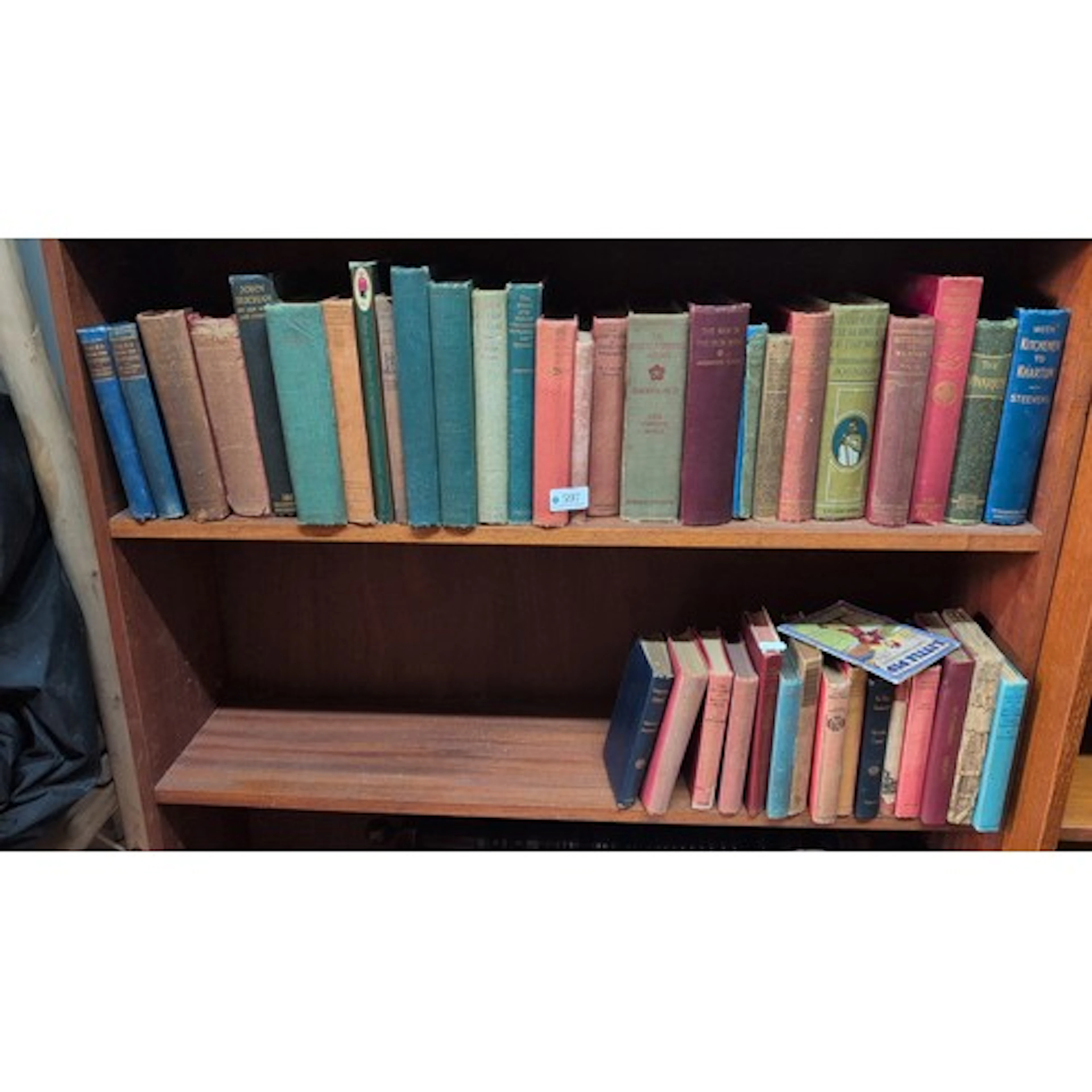 A collection of early 20th century cloth-bound books, chiefl...