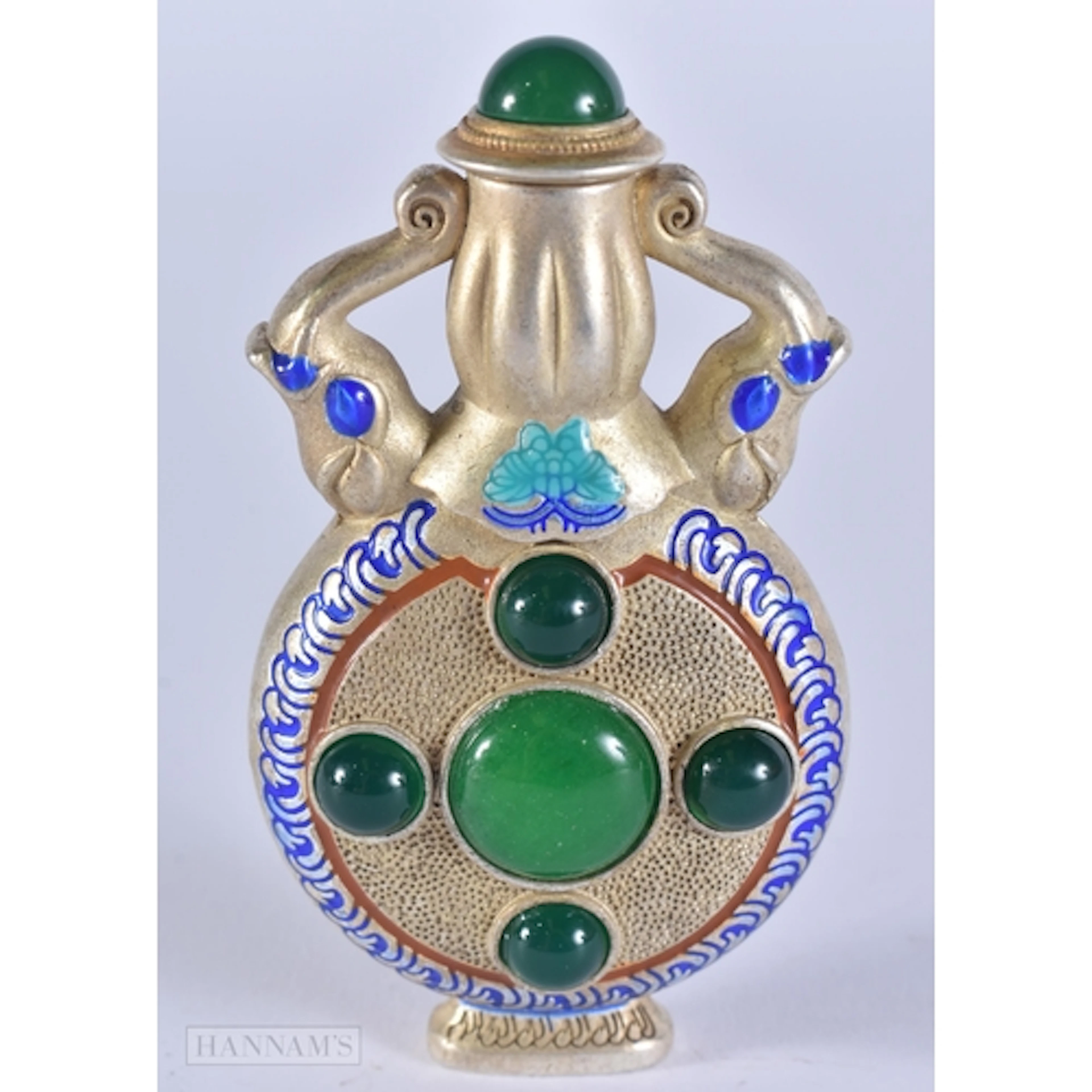 A WHITE METAL AND ENAMEL SNUFF BOTTLE. 8.4 x 4.5 x 2.7 cm.