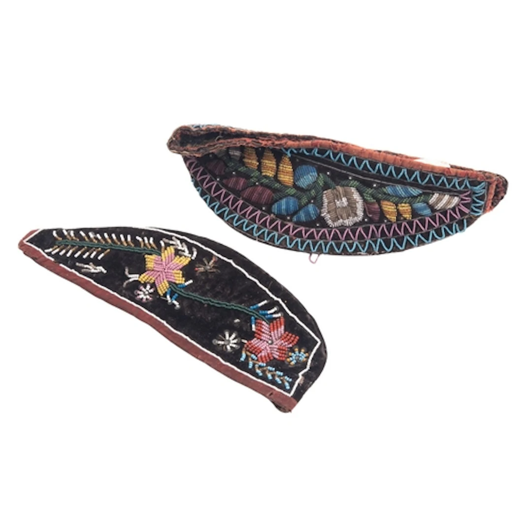 A North American Indian, Iroquois / Haudenosaunee beadwork G...