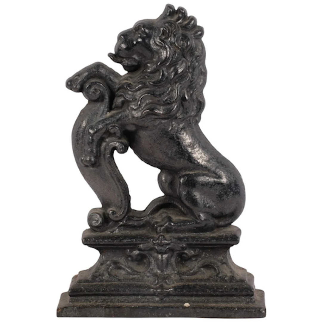 An Antique cast-iron lion doorstop, 39cm