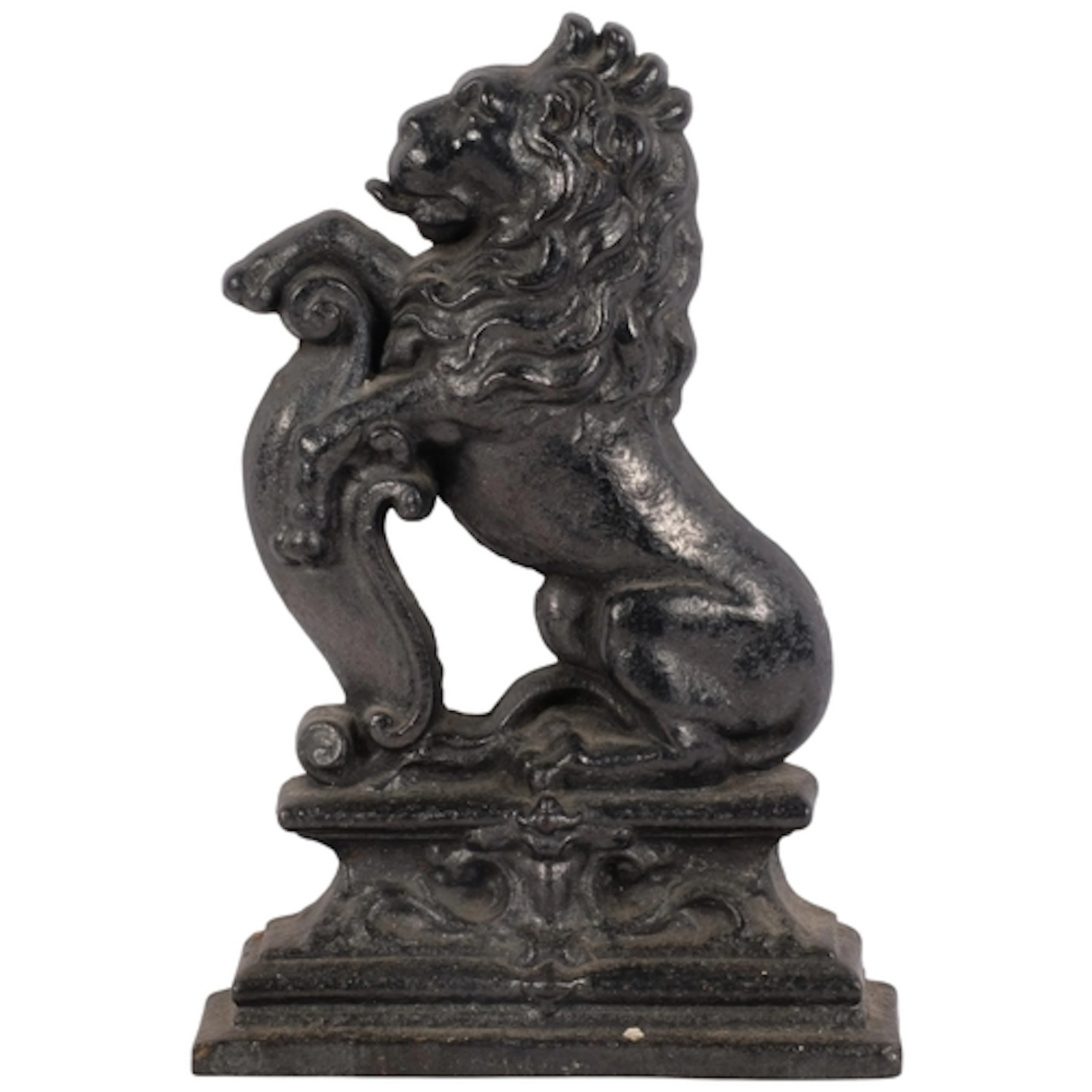 An Antique cast-iron lion doorstop, 39cm