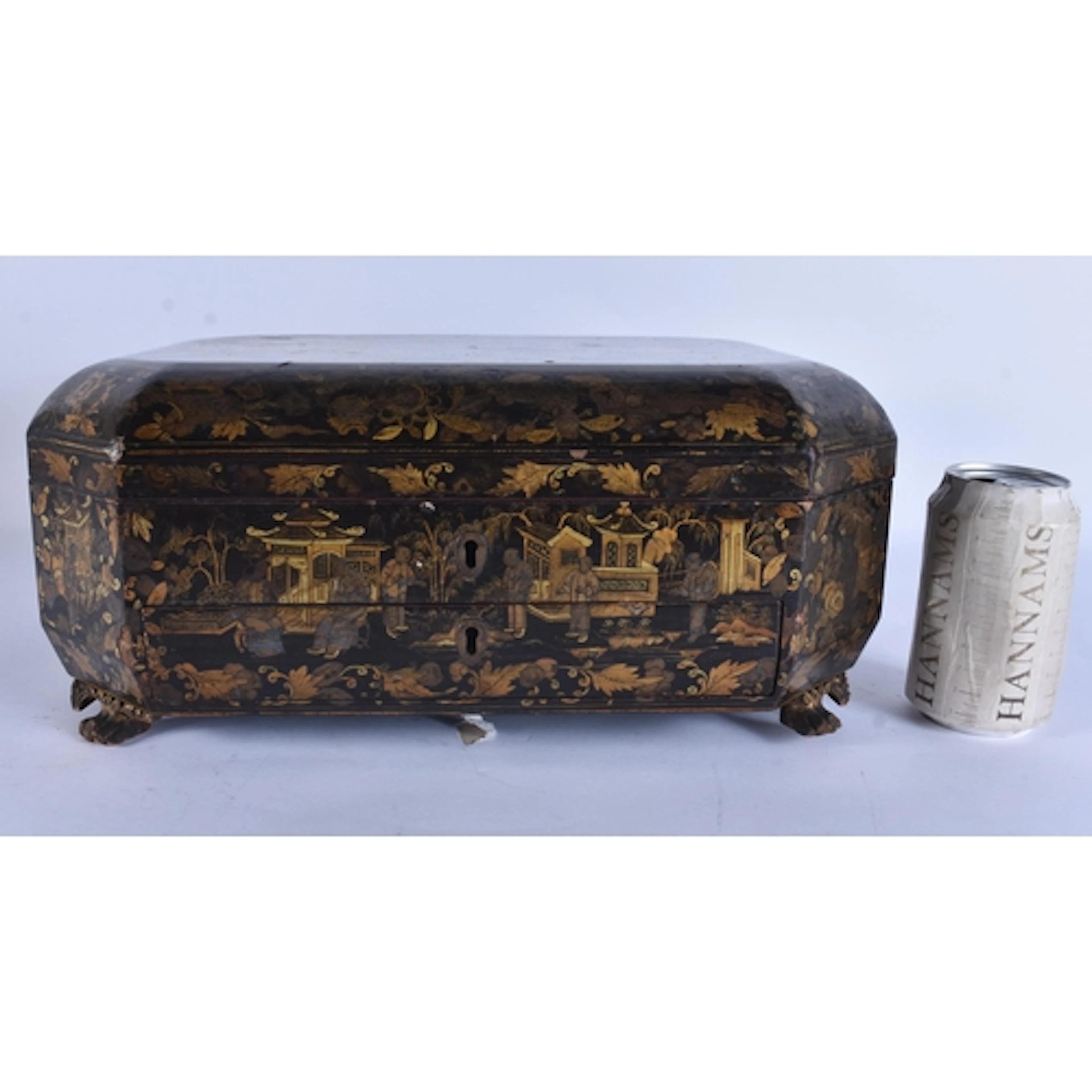 A LARGE LATE 18TH/19TH CENTURY CHINESE EXPORT BLACK LACQUER ...