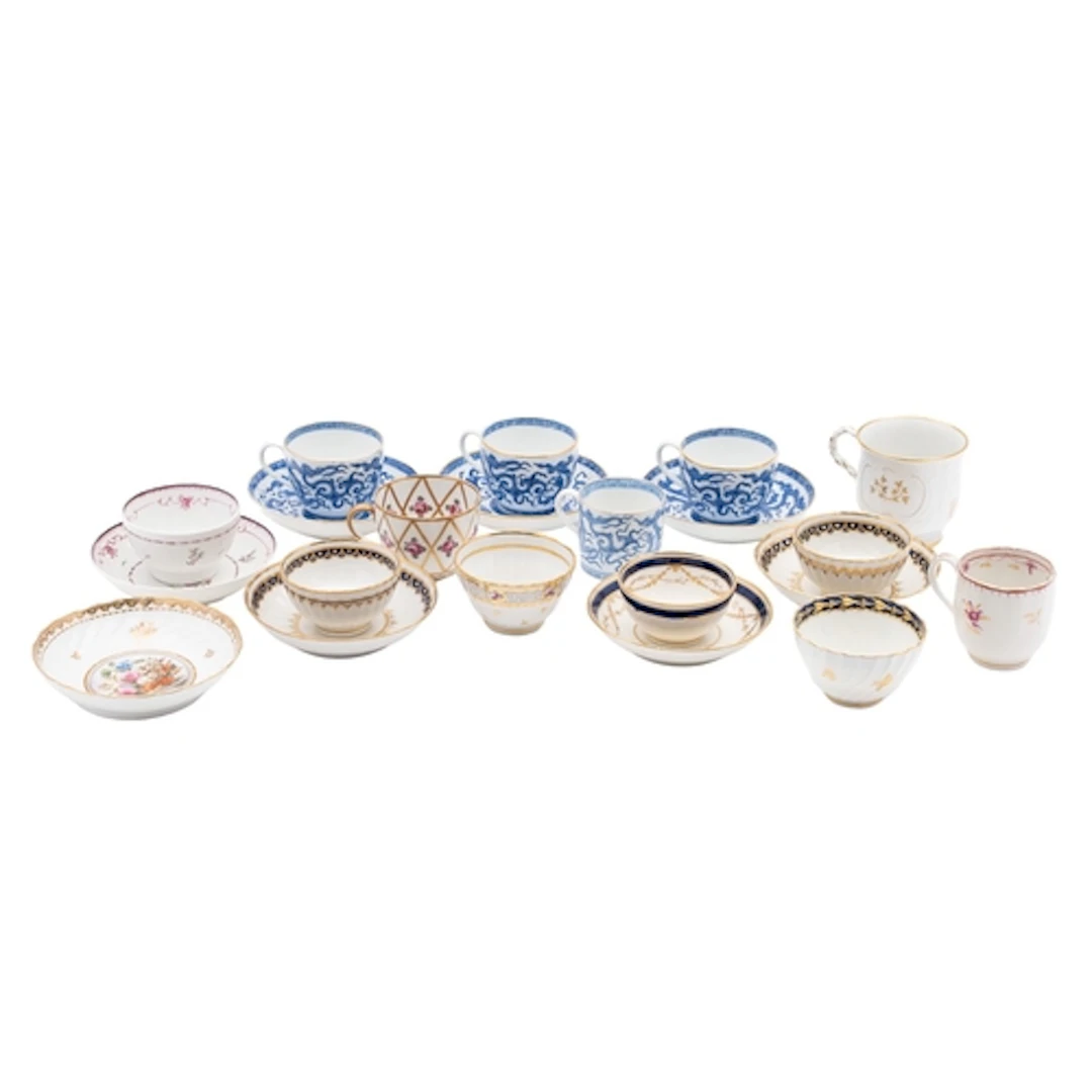 A mixed lot of late 18th/early 19th century English porcelai...
