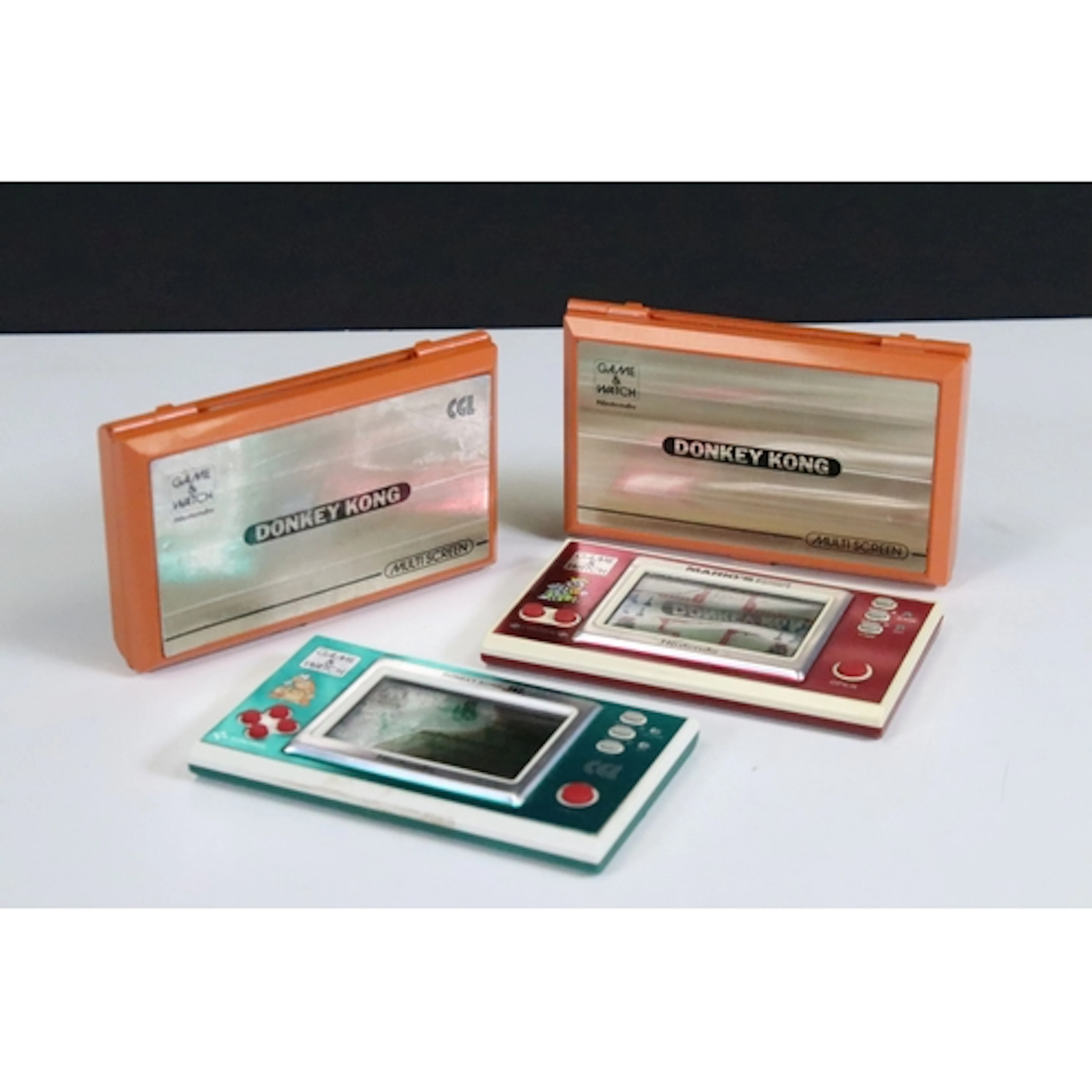 Retro Gaming - Four Nintendo Game & Watch handheld games con...
