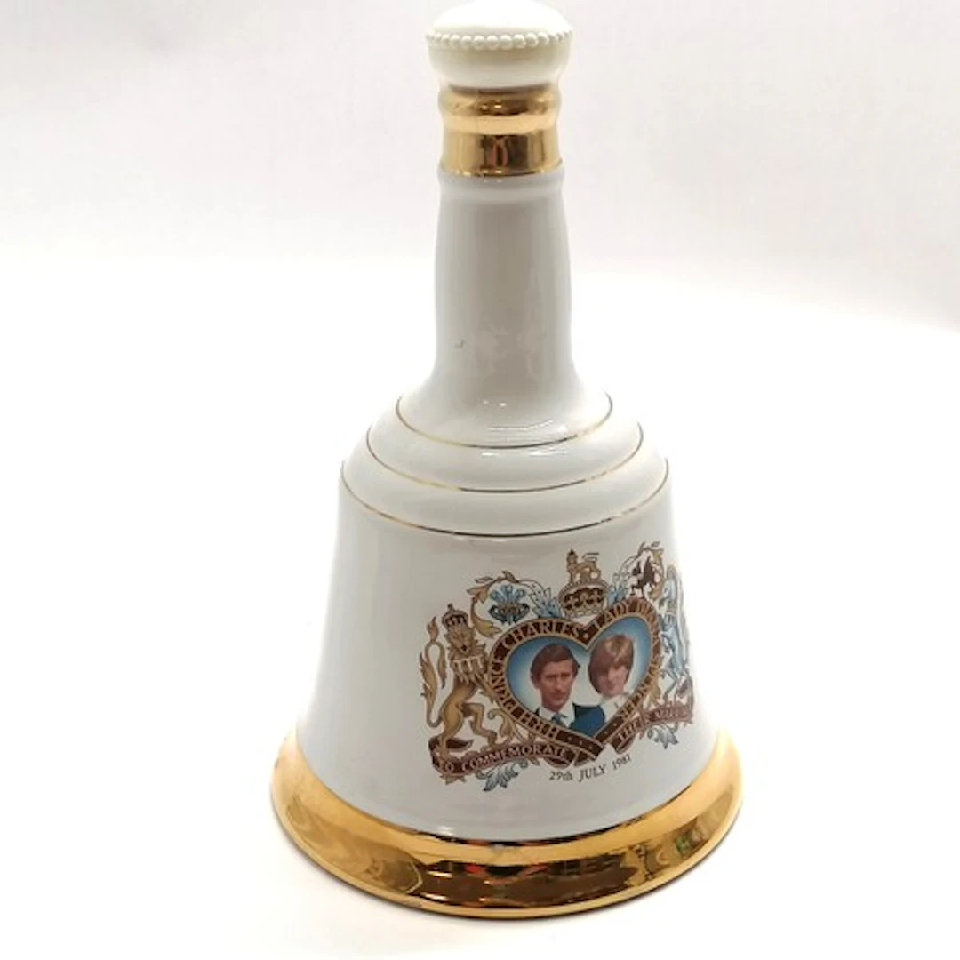 Bell's 1981 Royal Wedding unopened 75cl whisky decanter