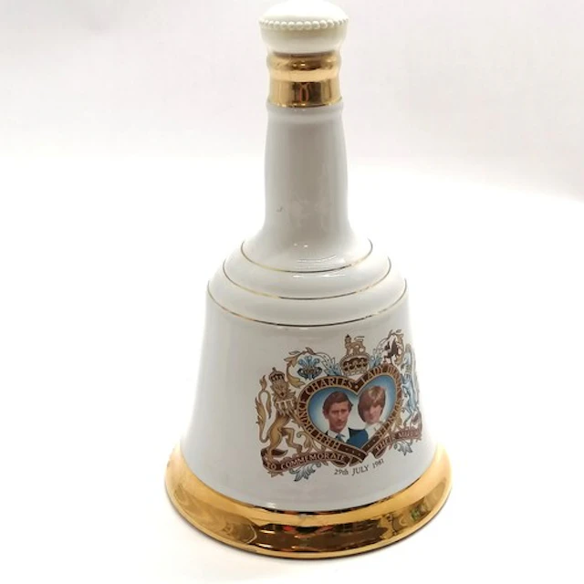 Bell's 1981 Royal Wedding unopened 75cl whisky decanter