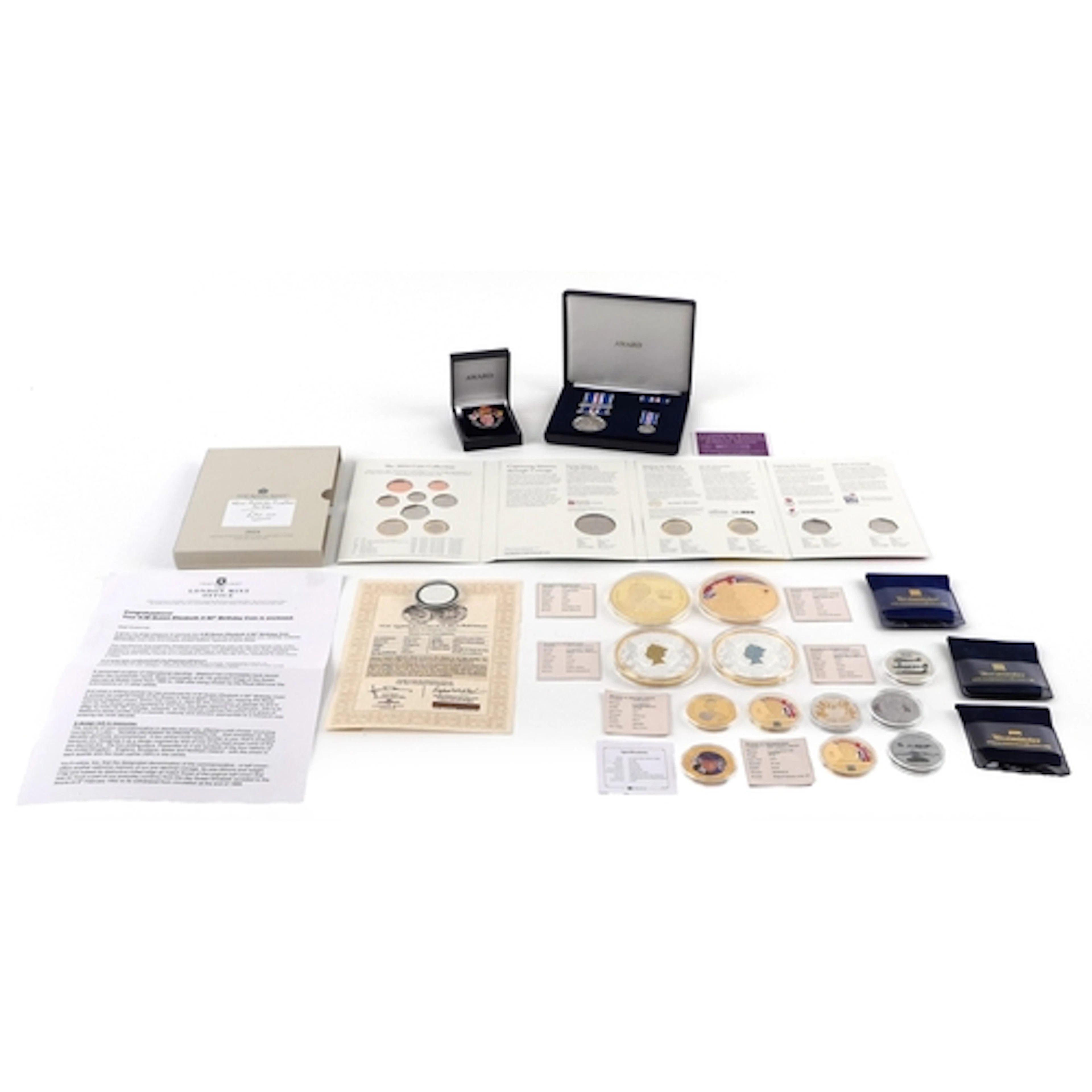 Queen Elizabeth II and King Charles III commemorative coins ...