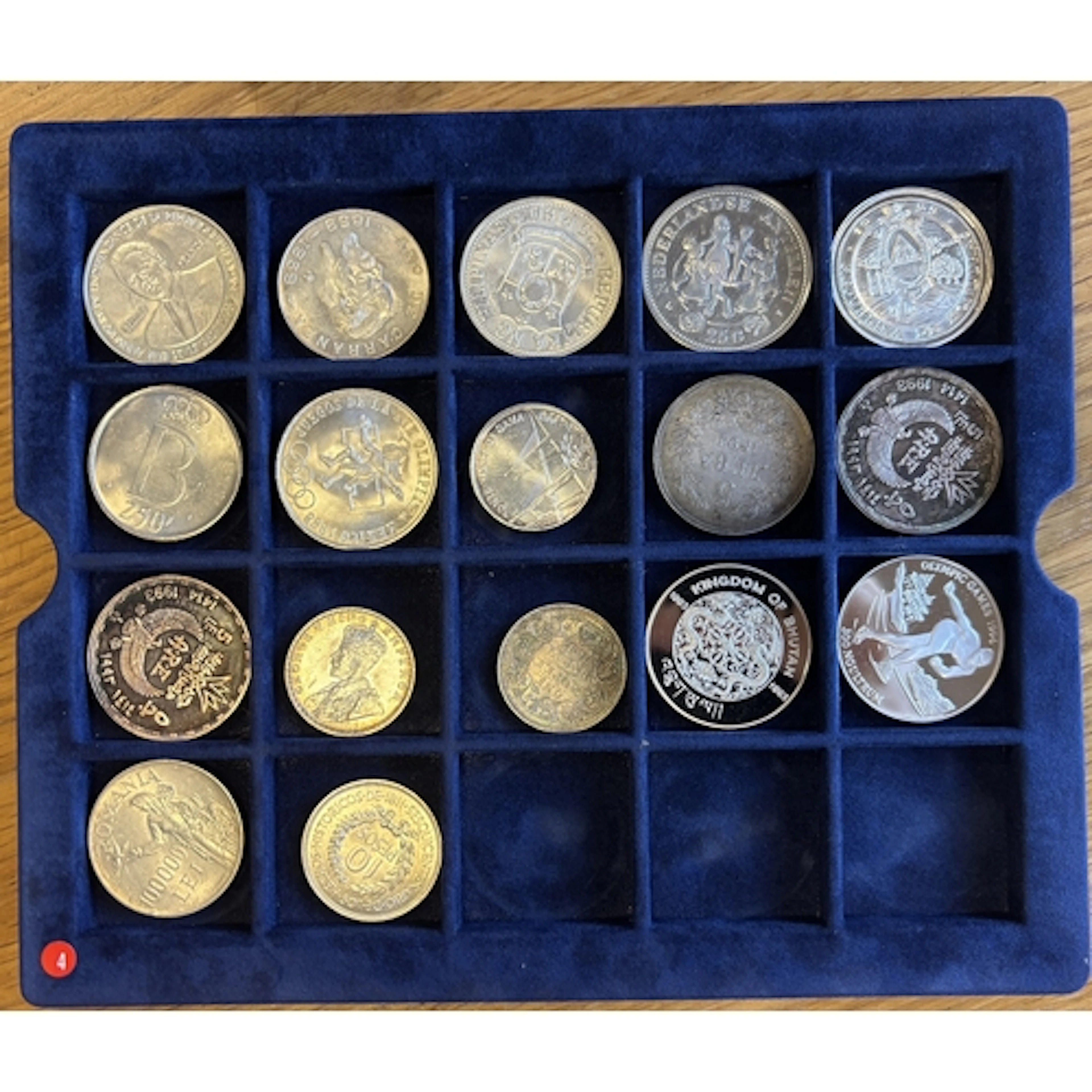 Collection in coin case with silver issues, generally extrem...