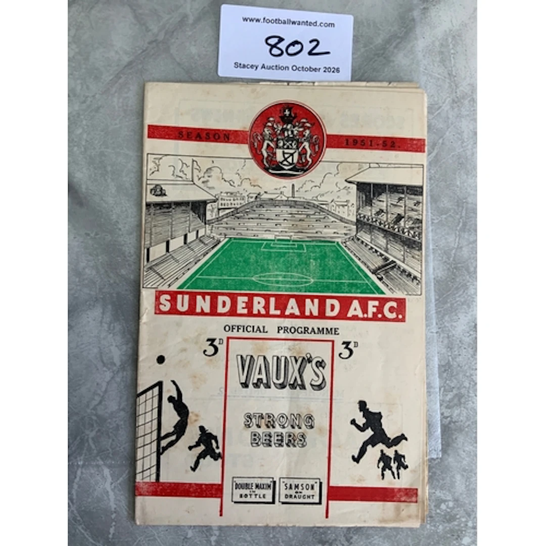 51/52 Sunderland v Manchester United Football Programme: Goo...