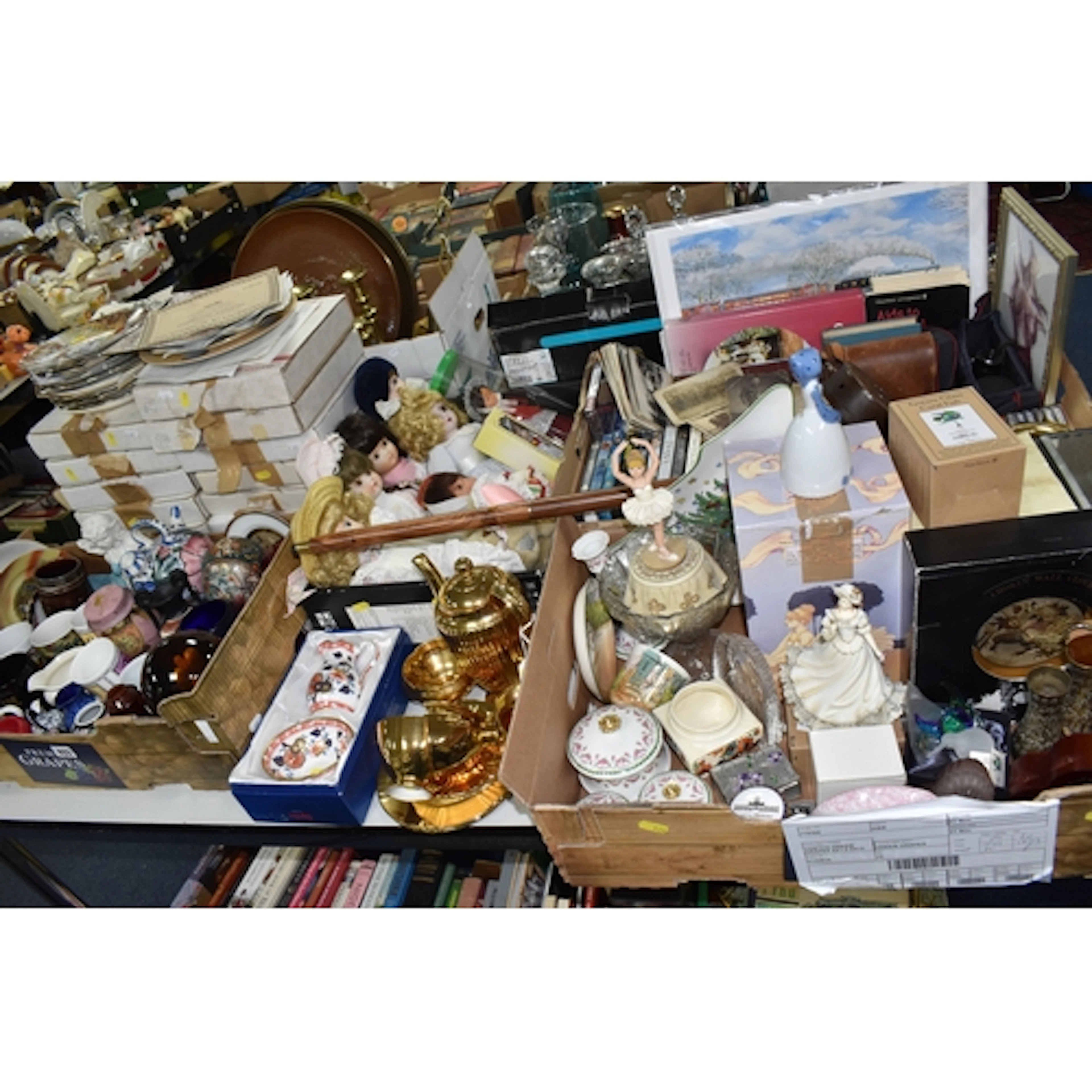 FOUR BOXES AND LOOSE CERAMICS, GLASS AND SUNDRY ITEMS, to in...