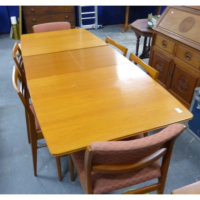 McIntosh extending dining table (193 cm extended) and six ch...