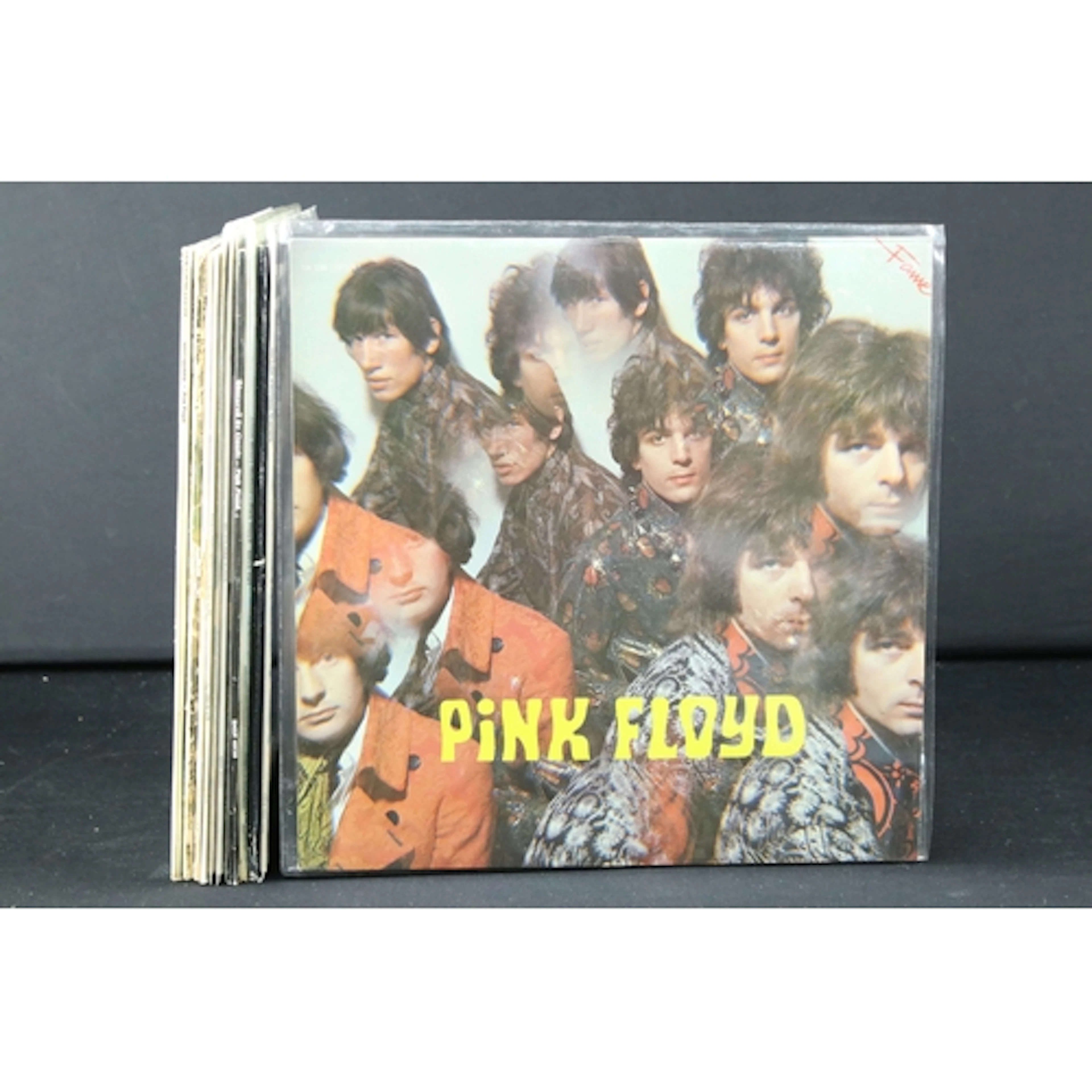 Vinyl - 12 Pink Floyd LPs featuring foreign pressings to inc...