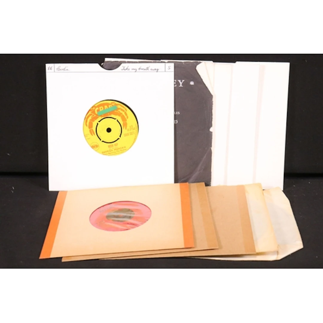 Vinyl - 10 Reggae / Rock / Pop 7" singles to include Derrick...