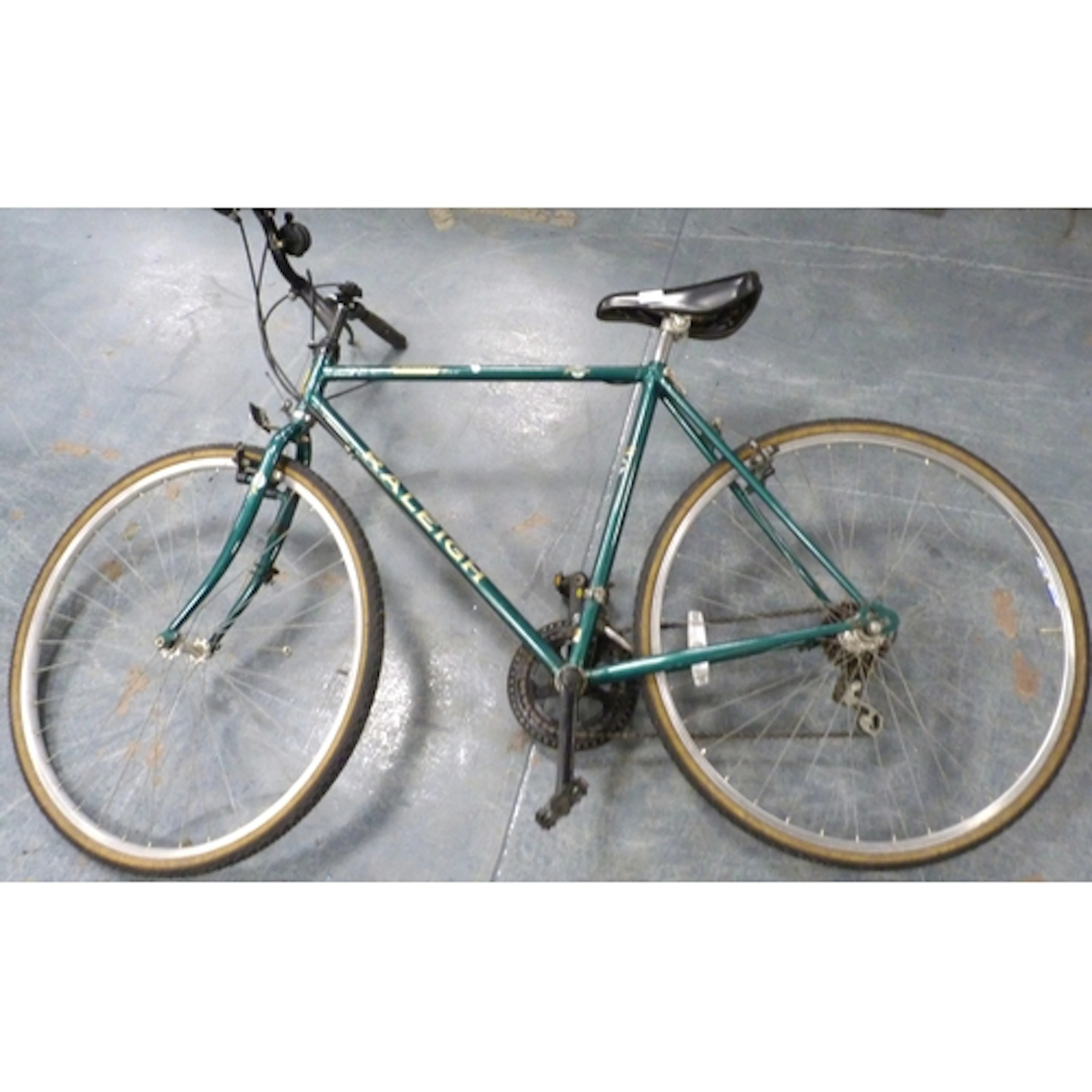Raleigh Pioneer gents bike.