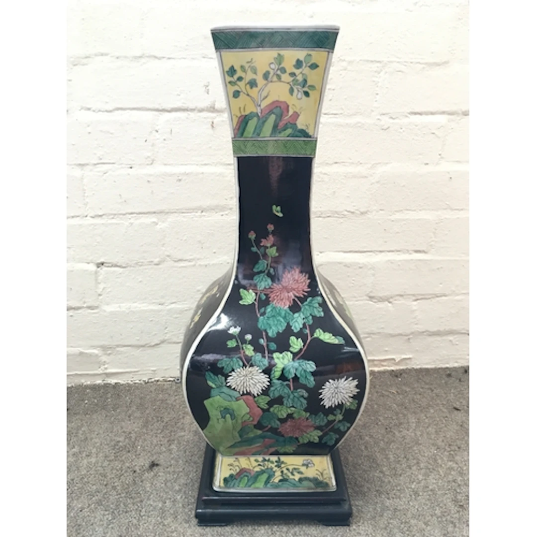 A Chinese porcelain famille noire square-section vase, six c...