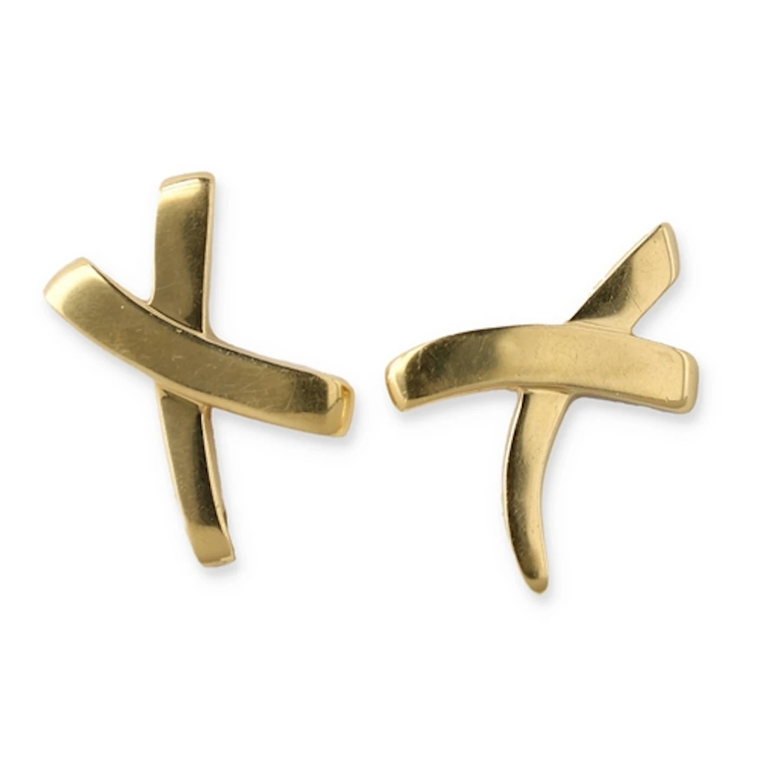 A PAIR OF 18CT GOLD TIFFANY PALOMA PICASSO 'KISS' EARRINGS M...