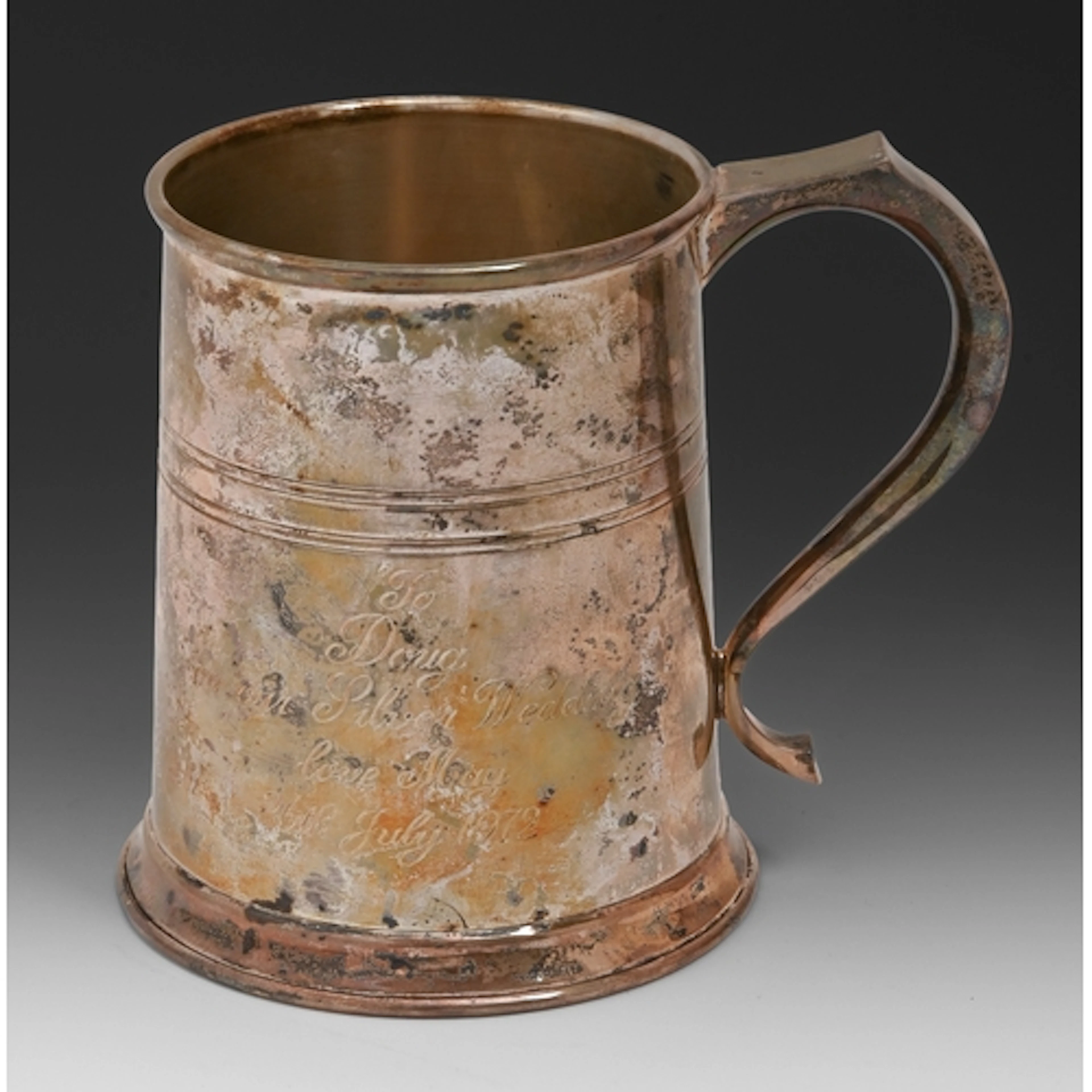 An Elizabeth II silver mug, 12cm h, by J B Chatterley & ...