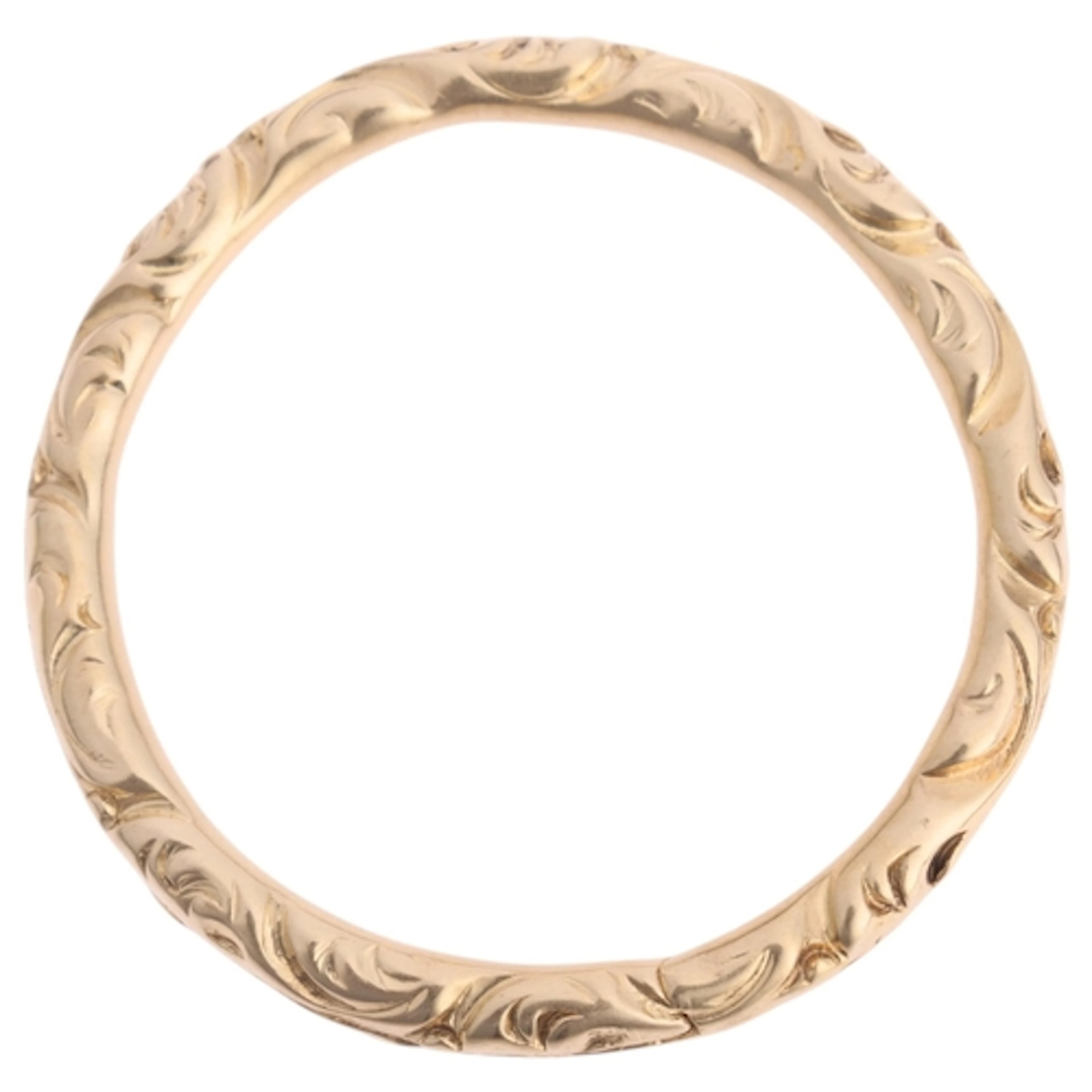 An Antique Georgian gold split ring, allover relief foliate ...
