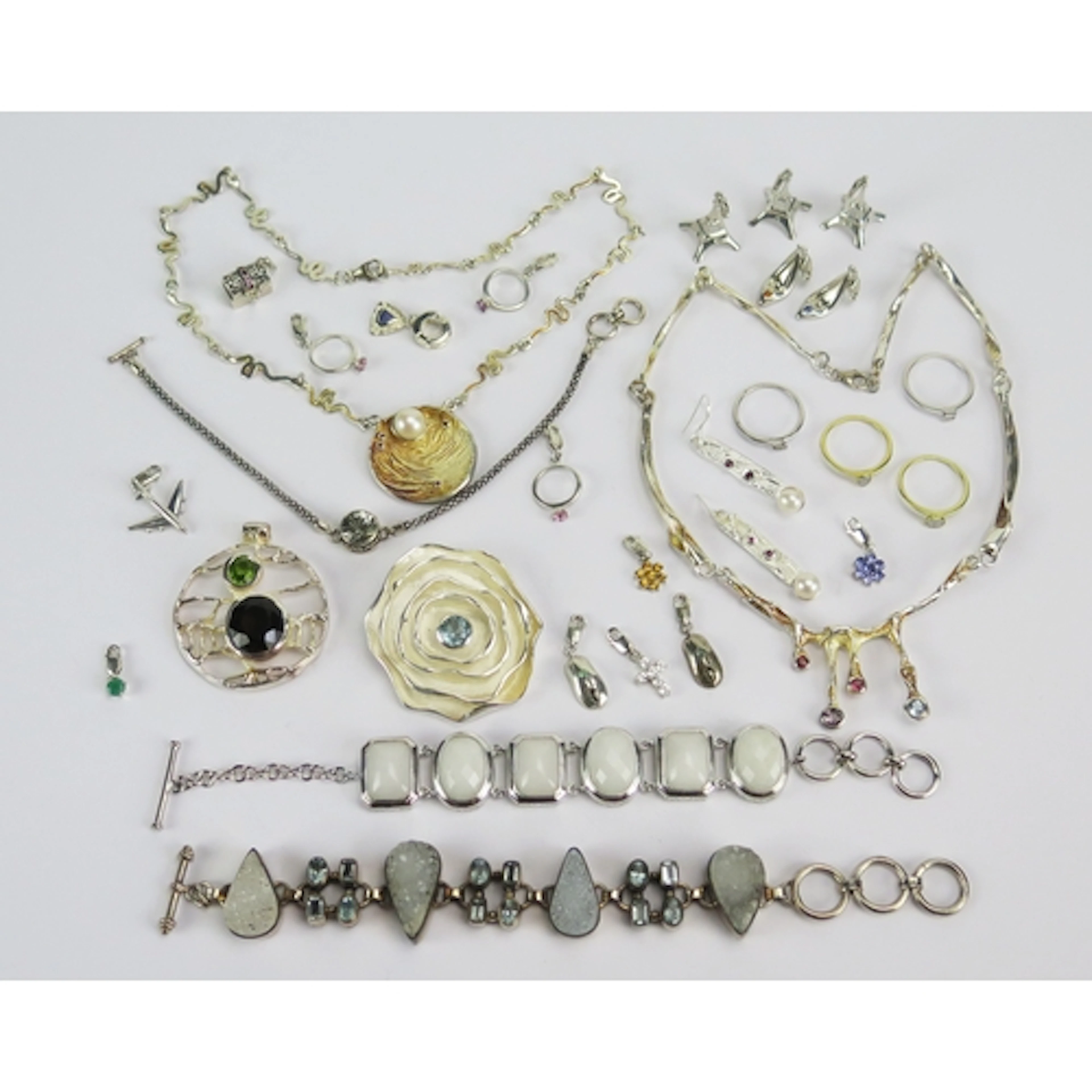 Selection of silver jewellery including fifteen Milano charm...