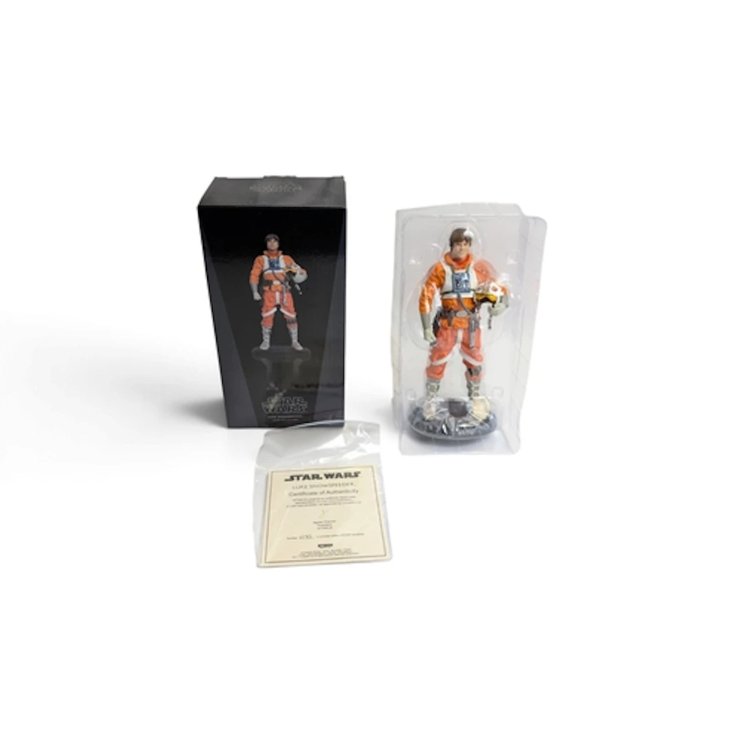 Star Wars Elite Collection Luke Snowspeeder Pilot Statue (SW...