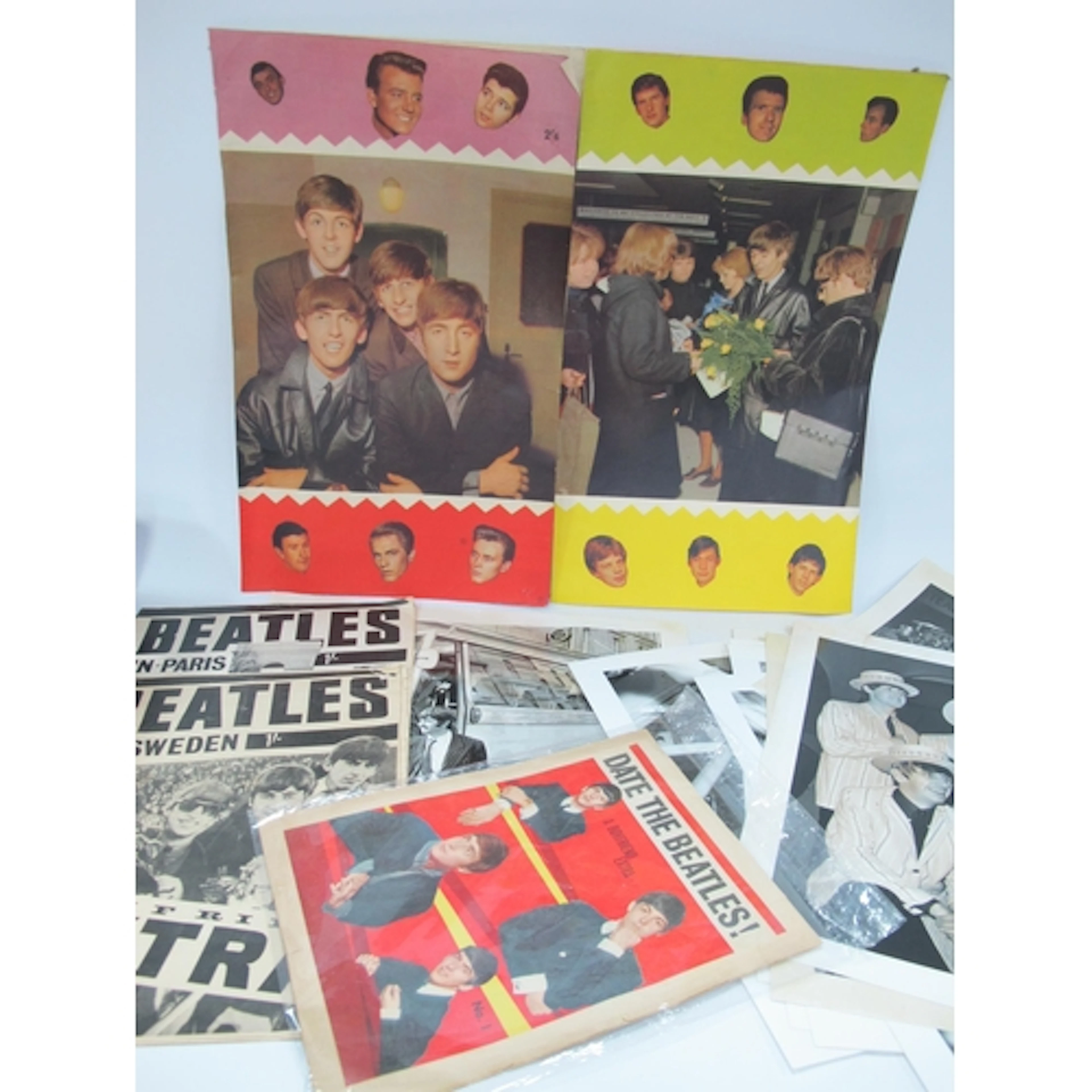 The Beatles - Tracks Ltd Photos (9), panel poster, boyfriend...