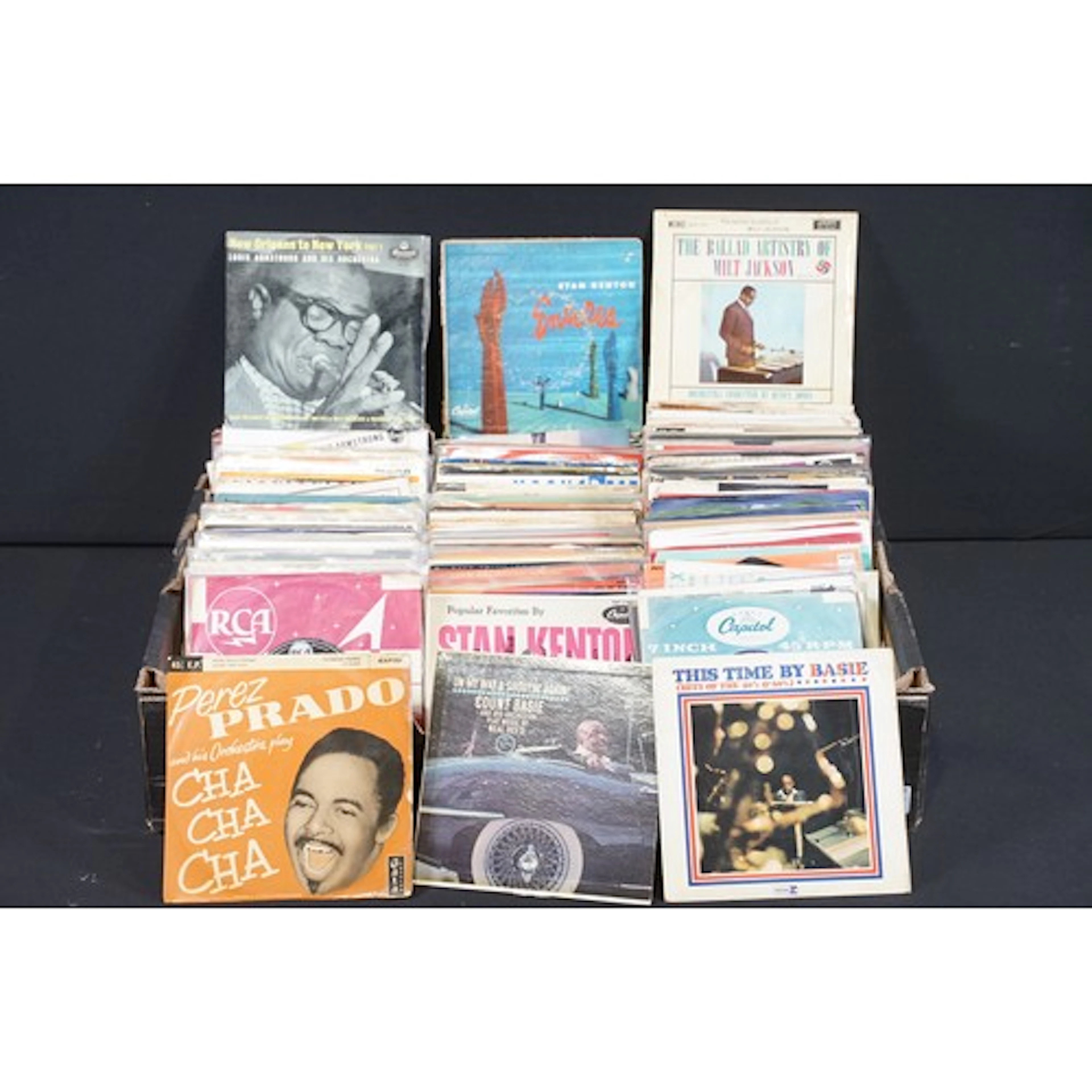 Vinyl - Over 250 Jazz 7" singles and EPs to include Milt Jac...