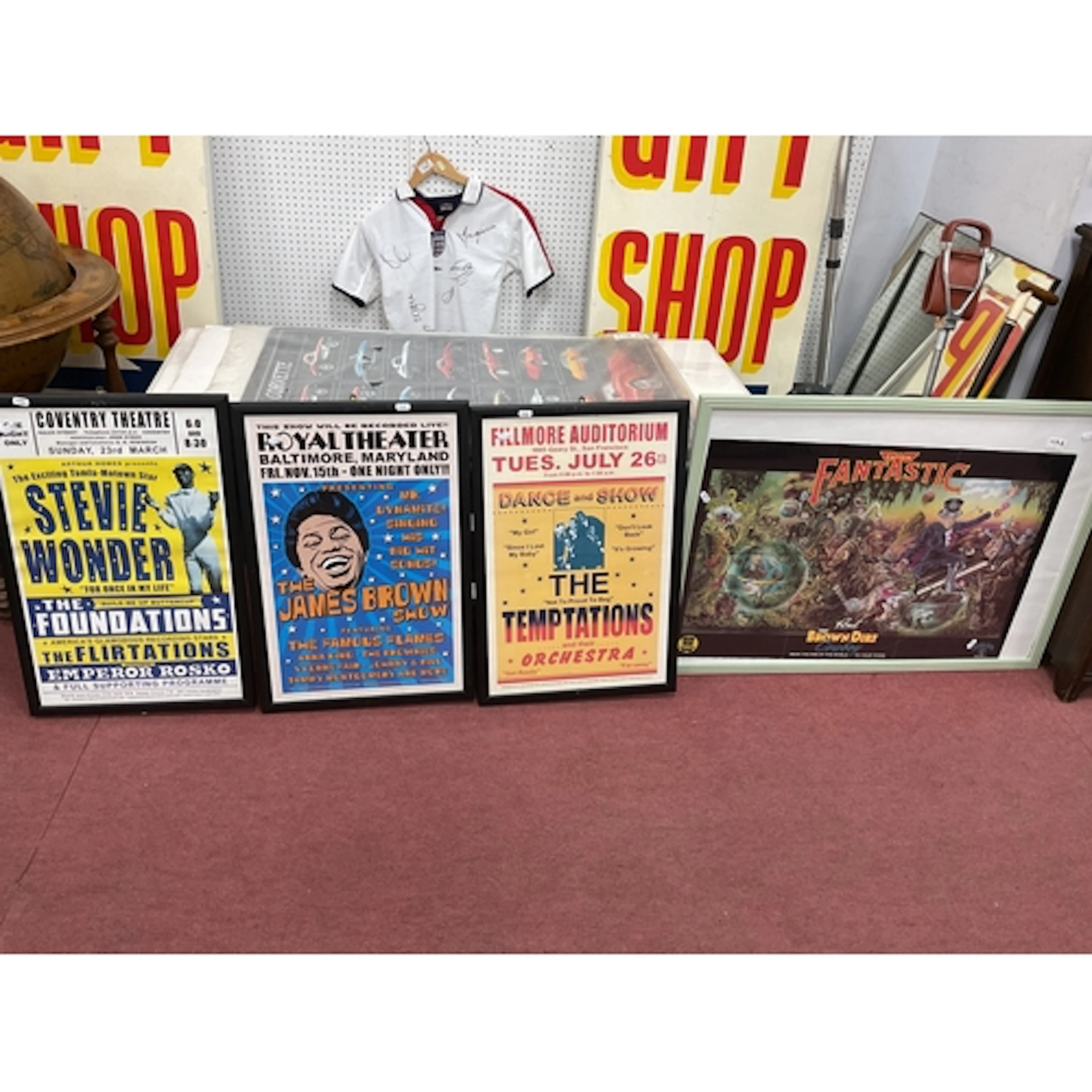 Framed Posters - Elton John - Captain Fantastic, and reprodu...