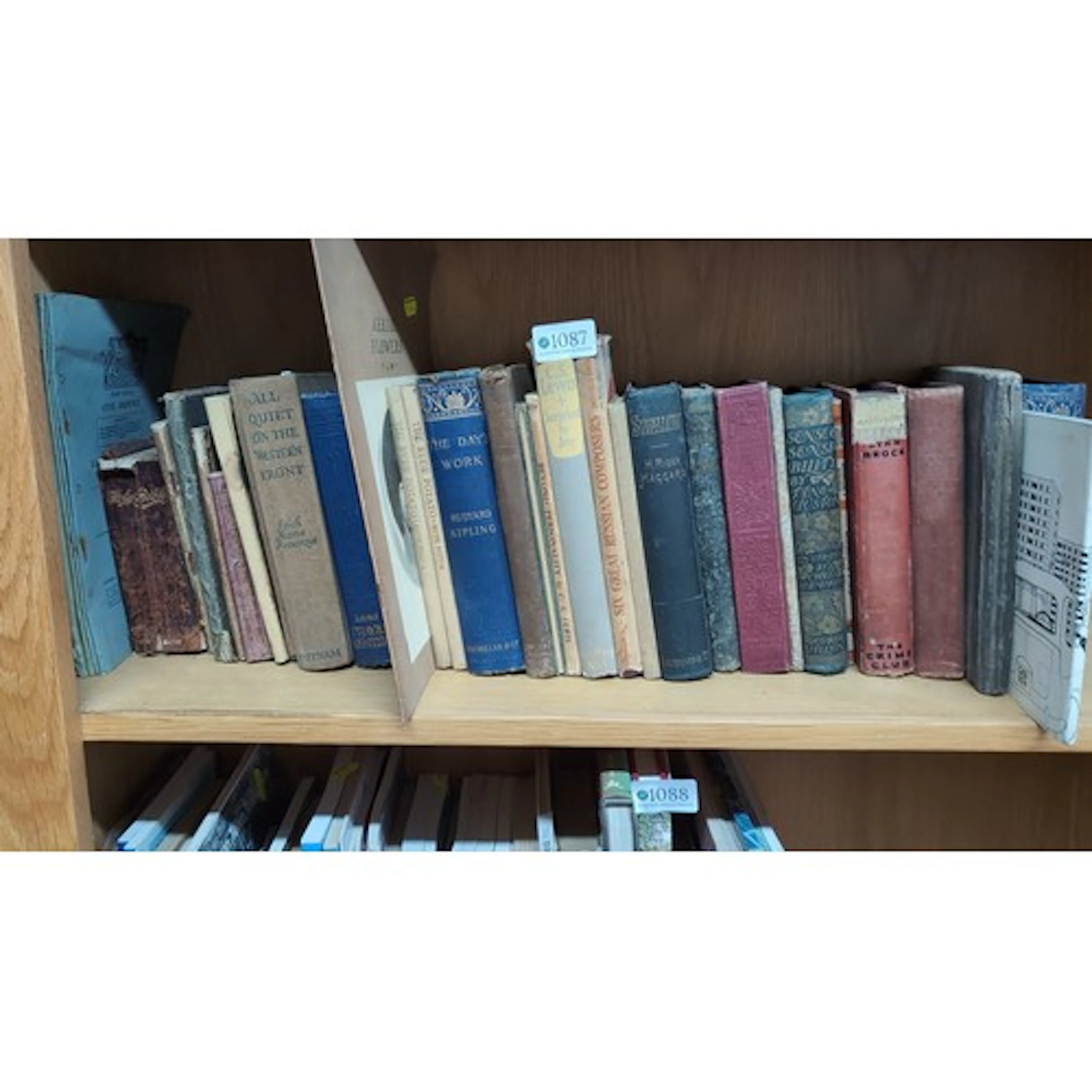 A quantity of early 20th century cloth-bound books, includin...
