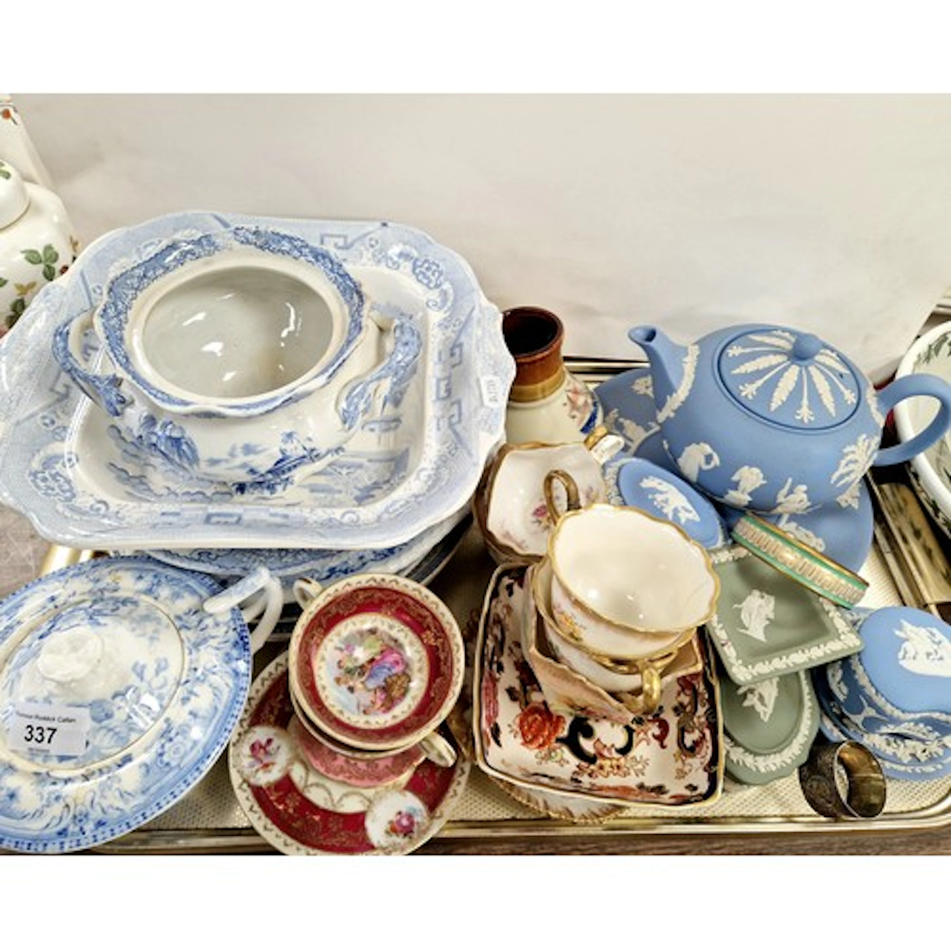 Decorative ceramics to include Wedgwood blue jasper ware, bl...