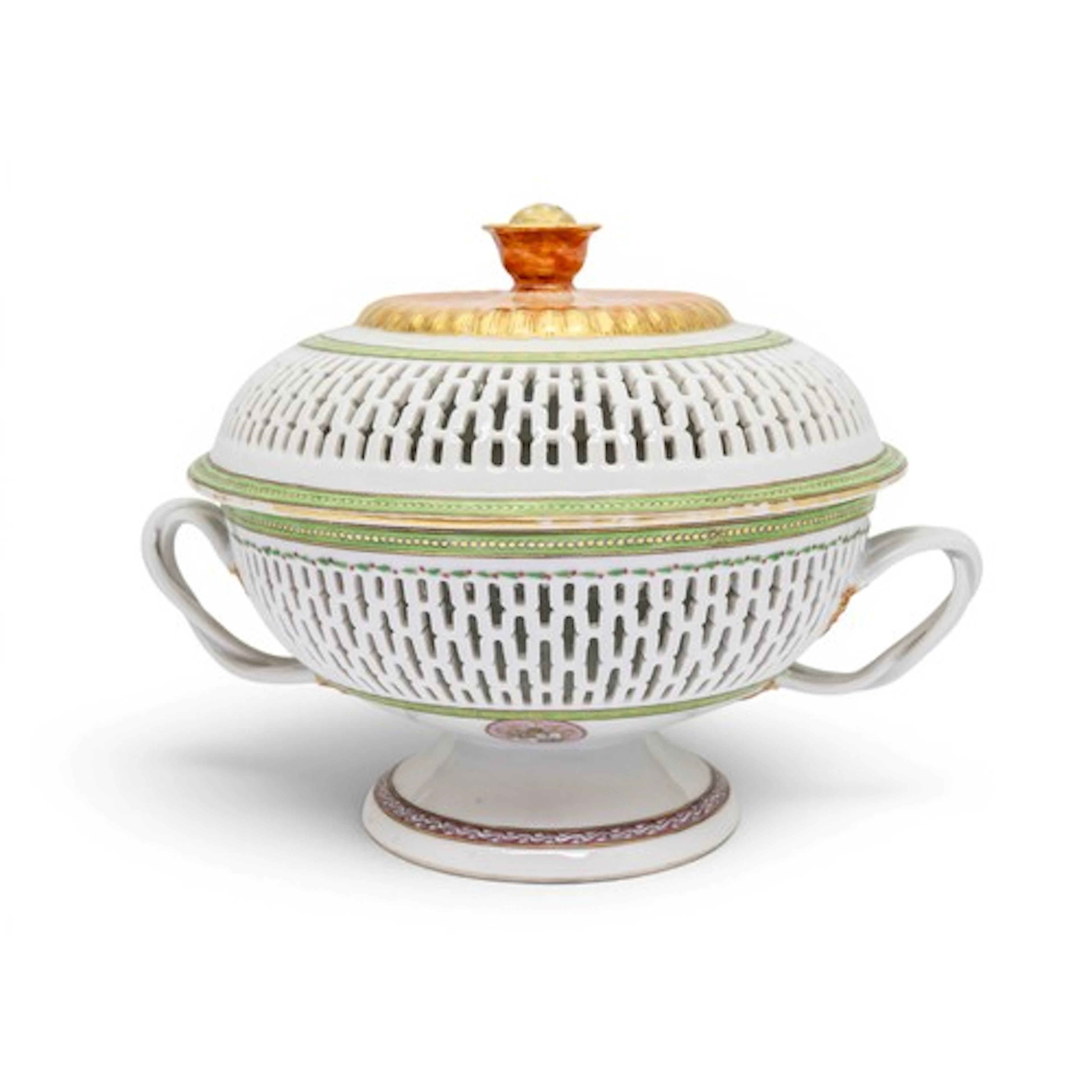 A VERY FINE CHINESE FAMILLE ROSE ARMORIAL PORCELAIN OPENWORK...