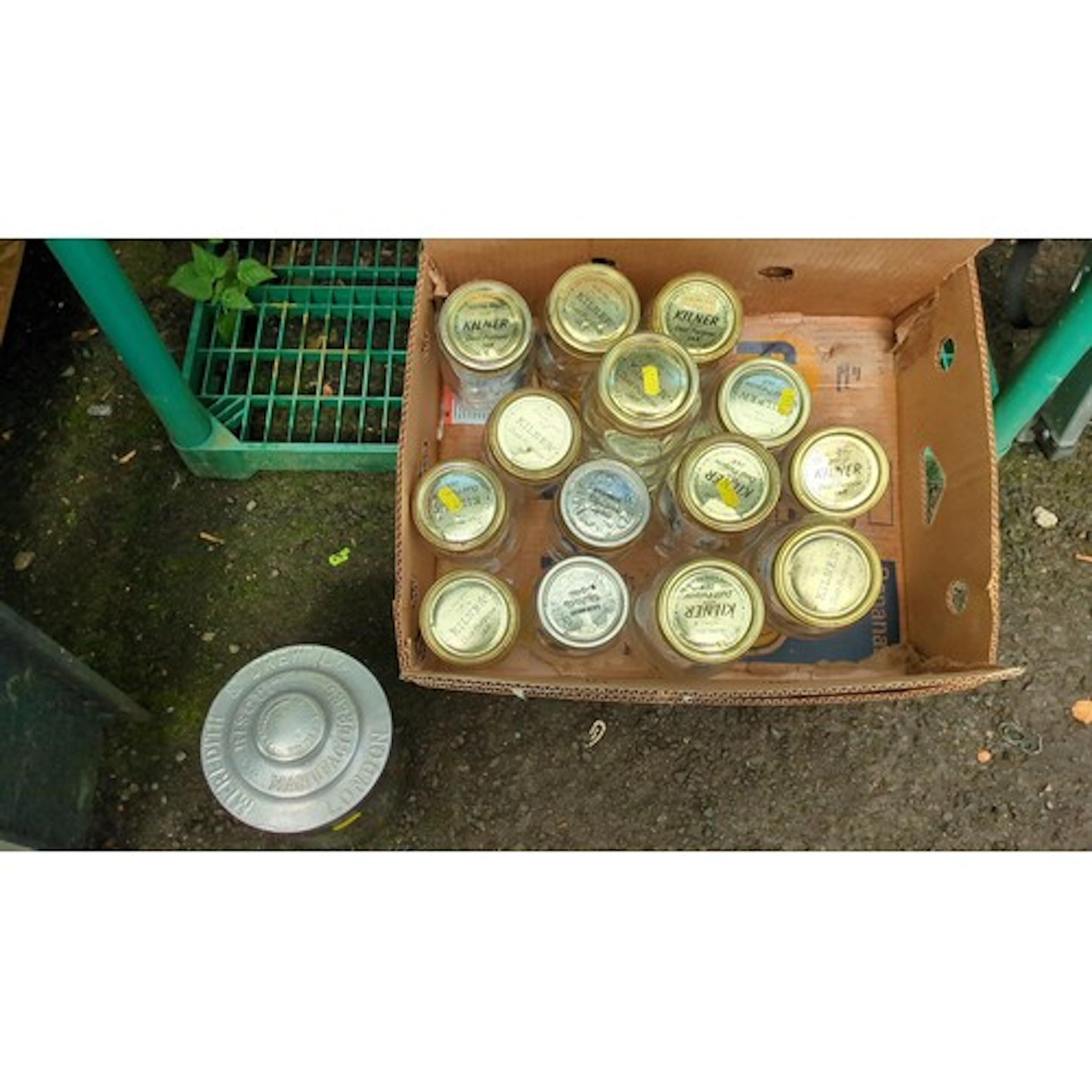 A quantity of Kilner clear-glass preserving jars and a Mered...