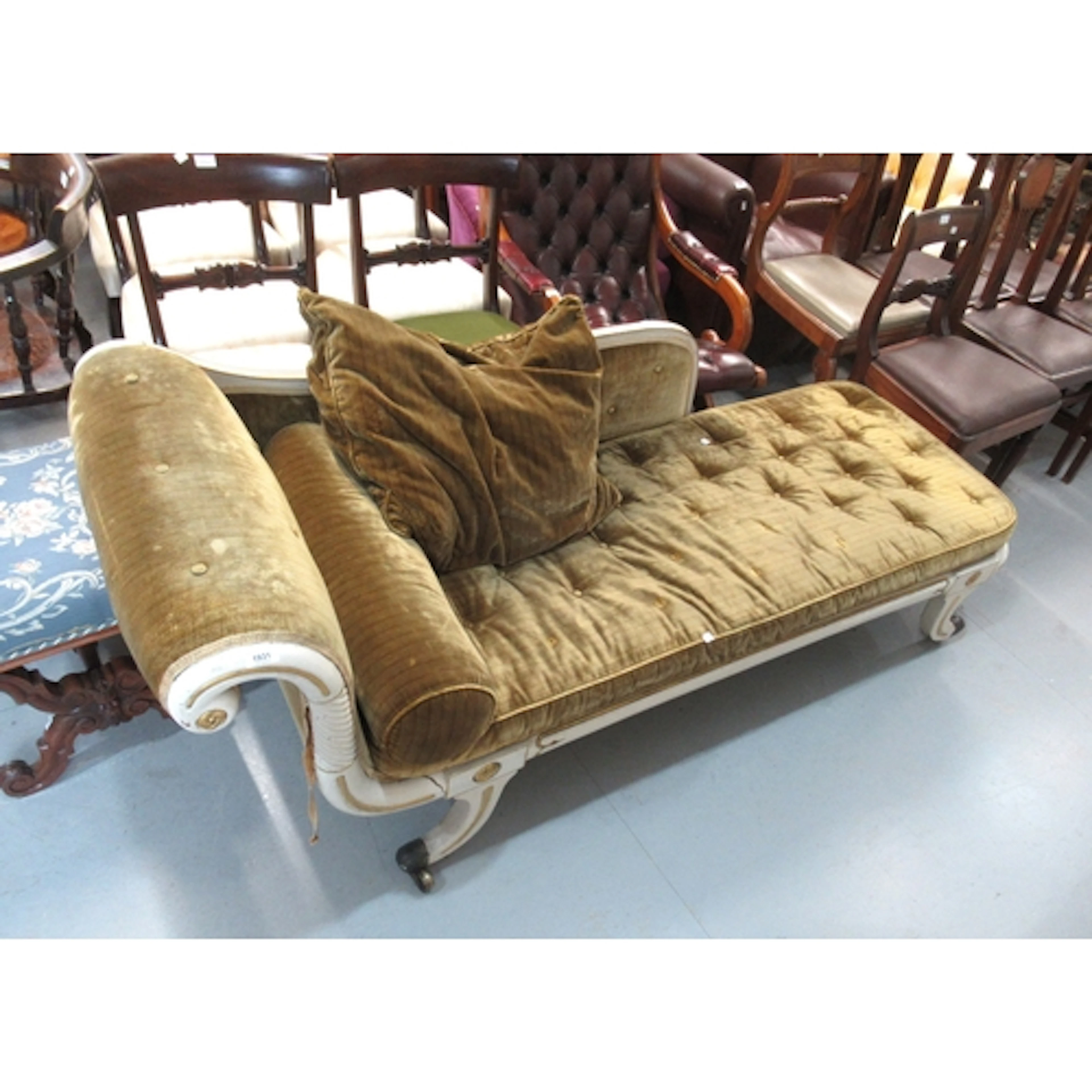 Regency painted mahogany scroll end chaise longue on splay s...
