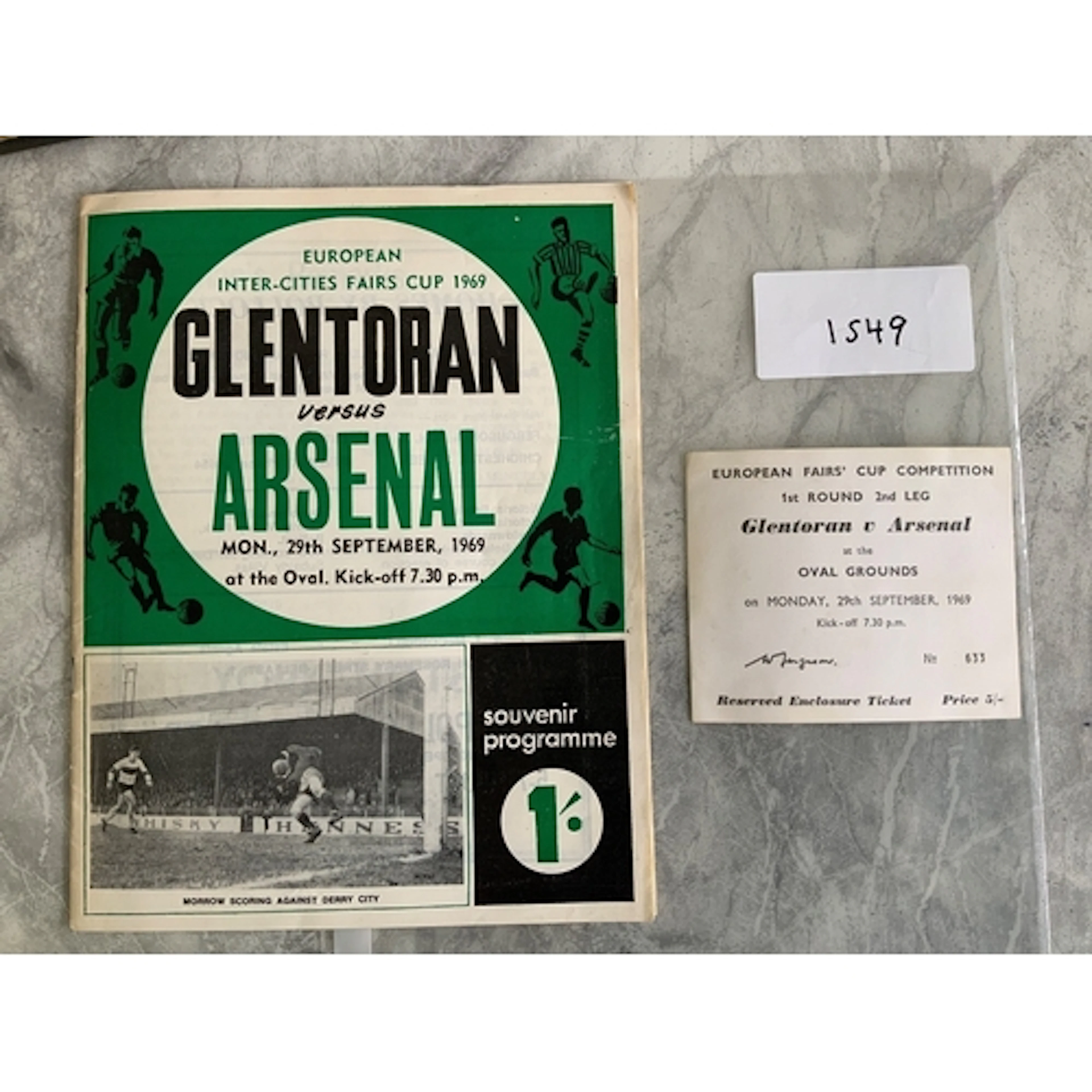 1969/70 Glentoran v Arsenal Fairs Cup Programme + Ticket: Ex...