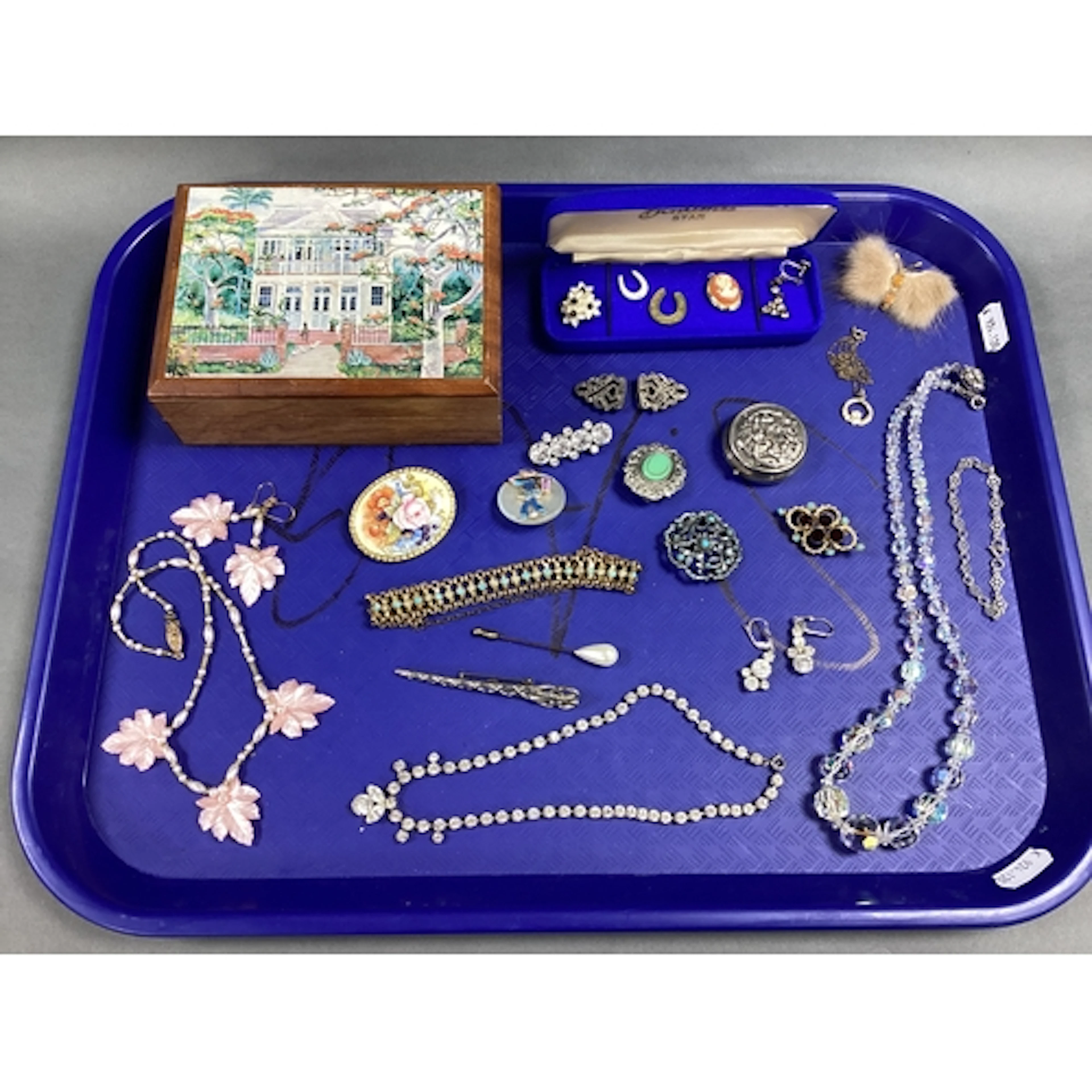 A Collection of Vintage and Later Jewellery, including a dec...