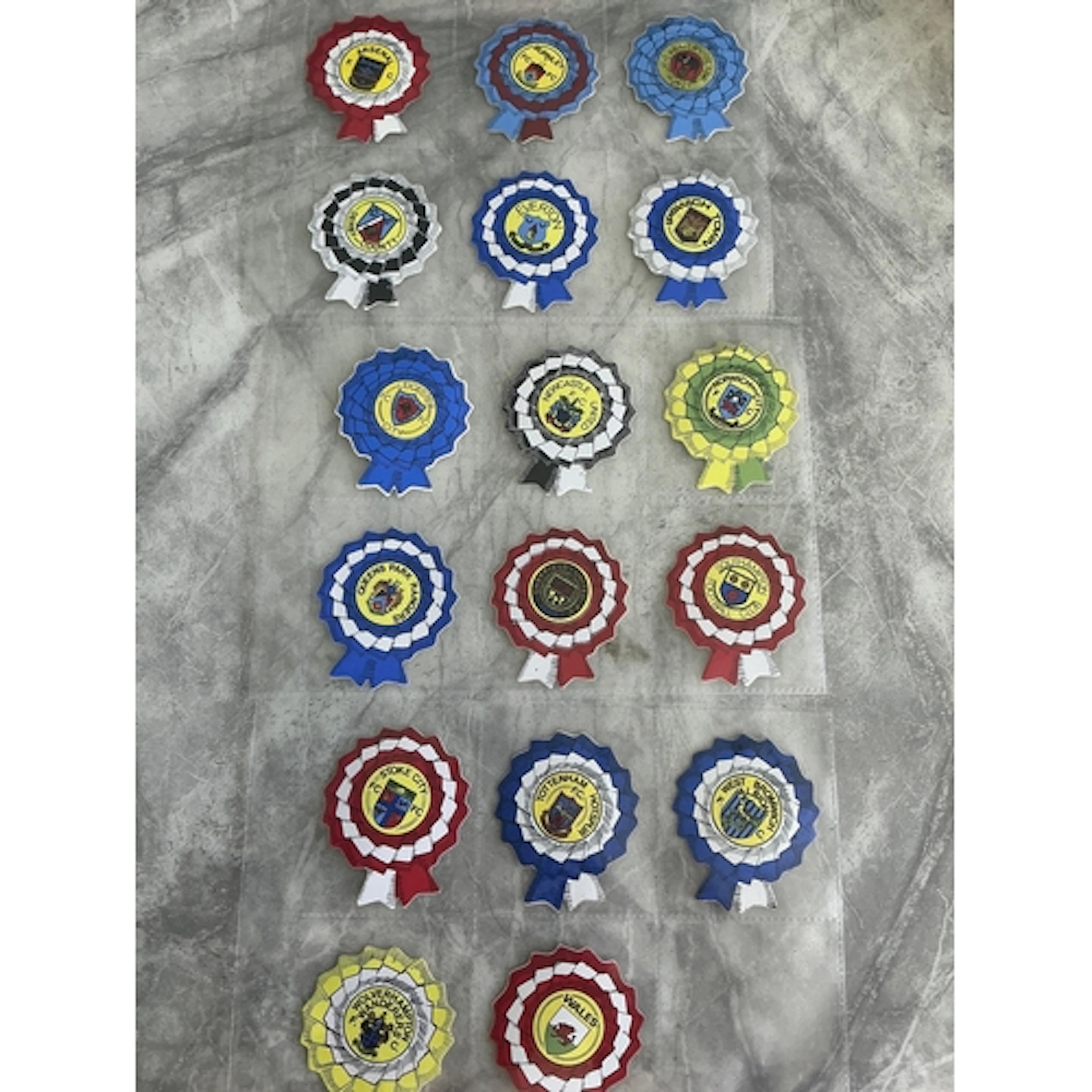 Babs Soccer Rosettes Football Cards: Team badges in the form...