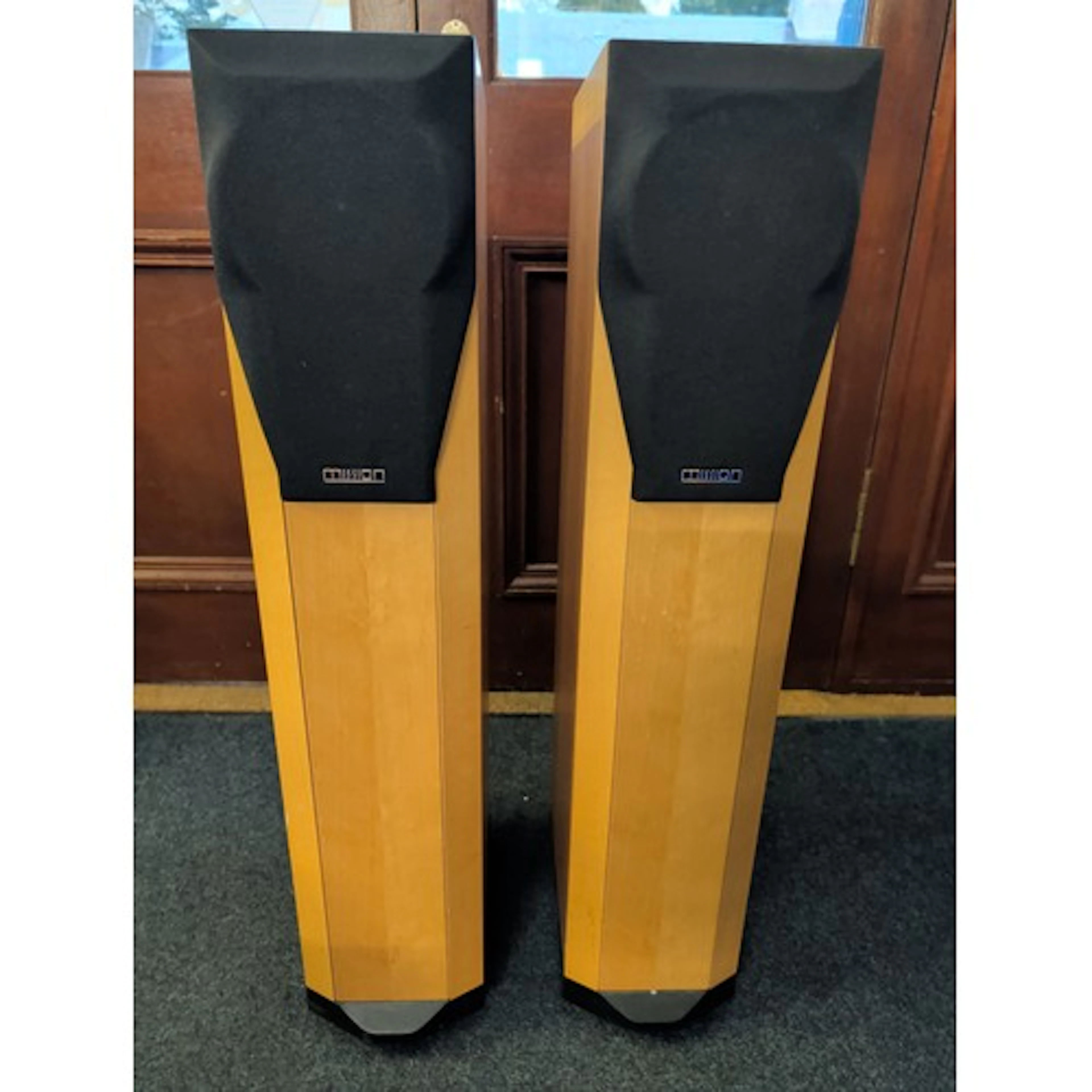 Pair of Mission 782se standing speakers.