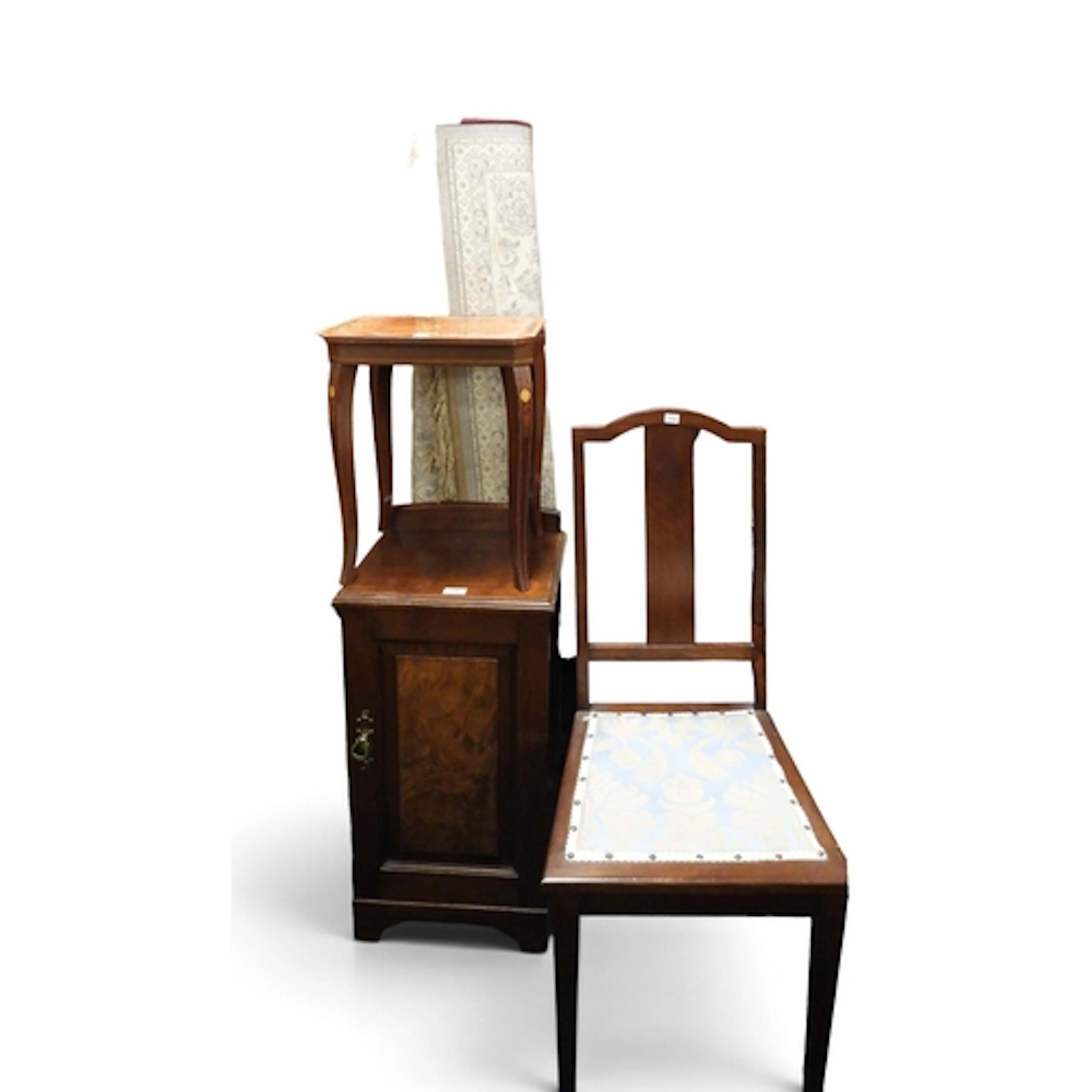 A lot comprising an early 20th century mahogany and walnut v...