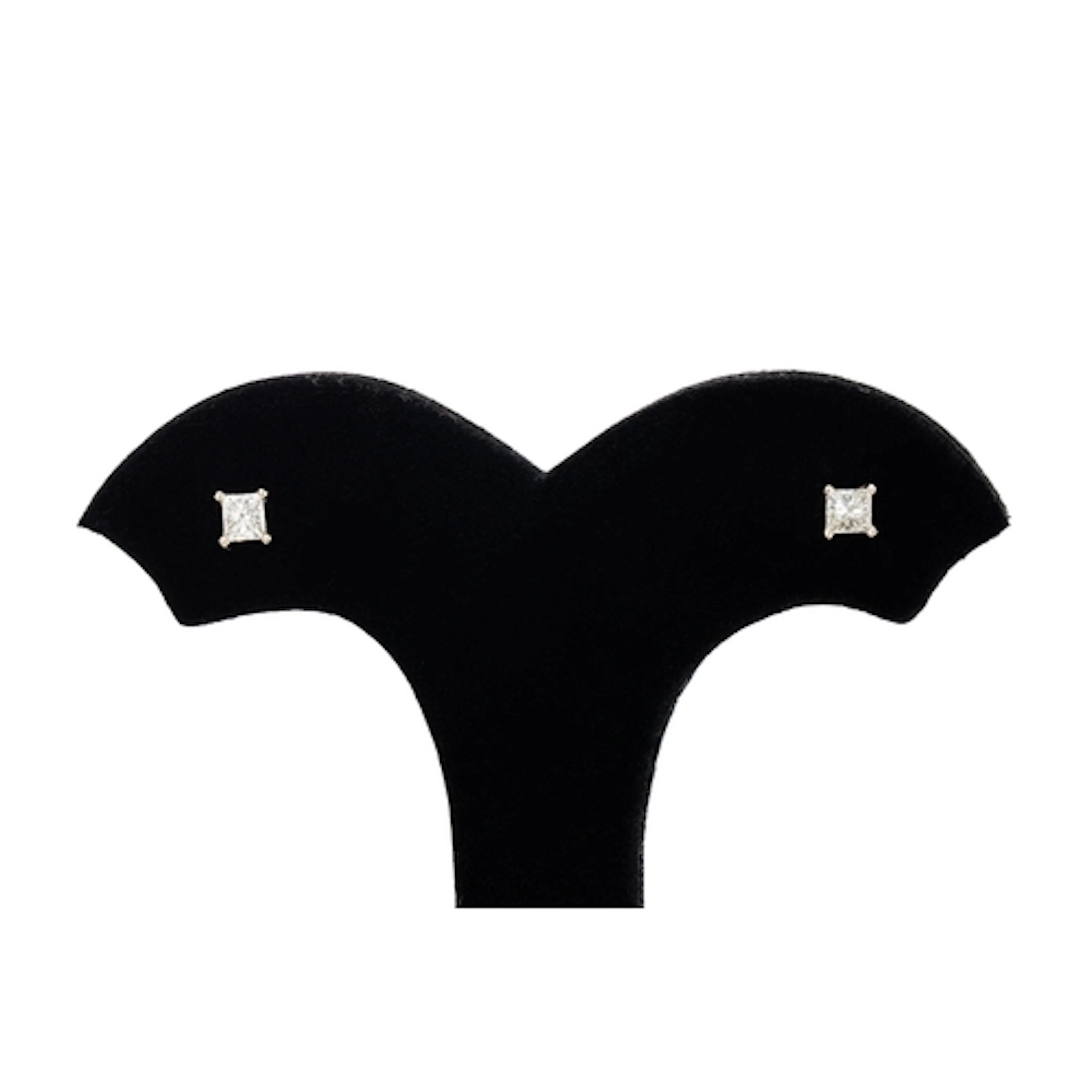 A PAIR OF PRINCESS CUT DIAMOND EARRINGS, mounted in 14ct whi...