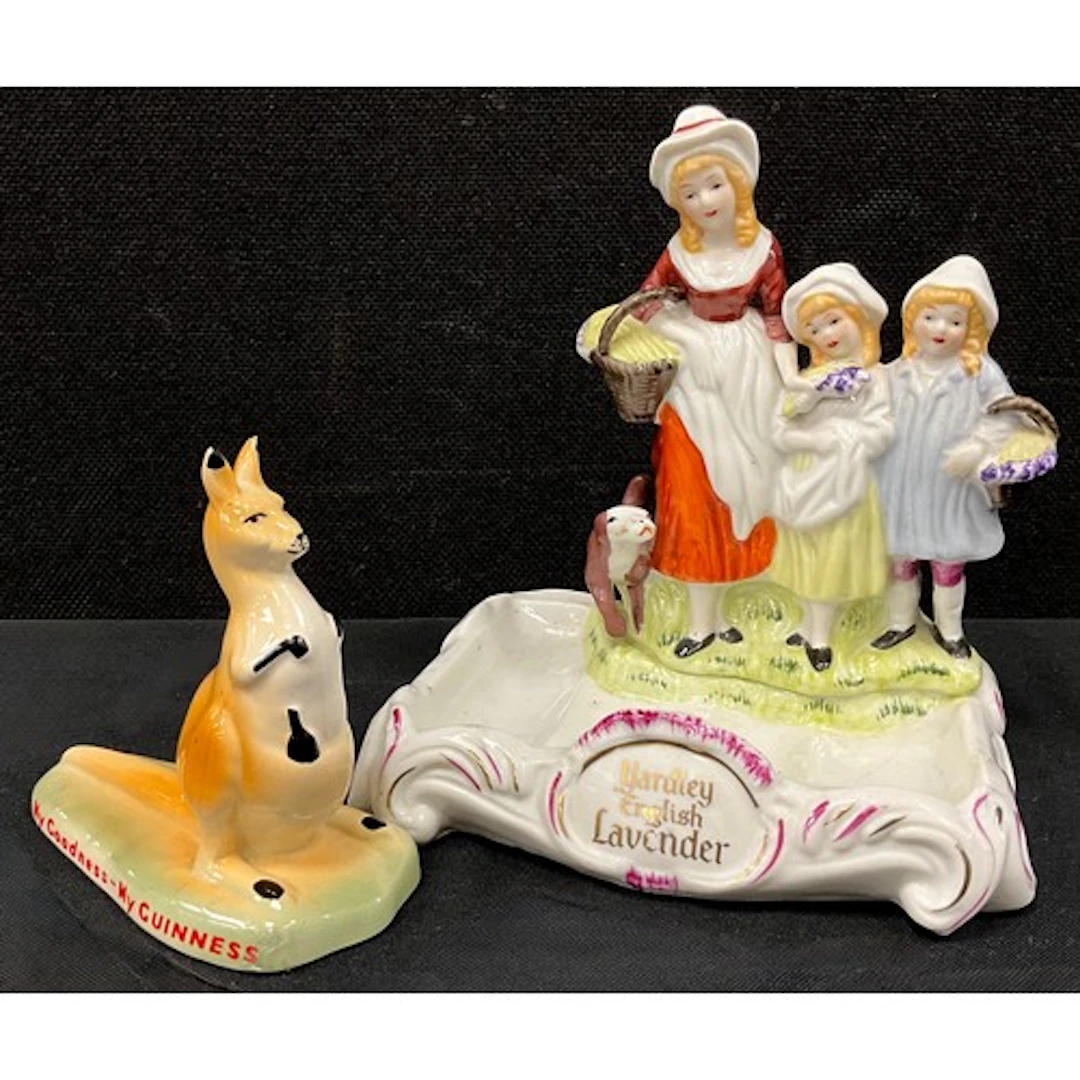 Advertising ceramics - a Carltonware Guinness promotional ka...