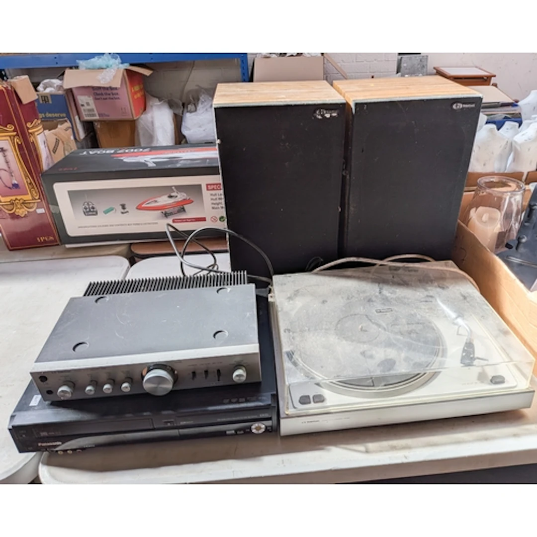 Teleton hifi - turntable, speakers and amplifier together wi...