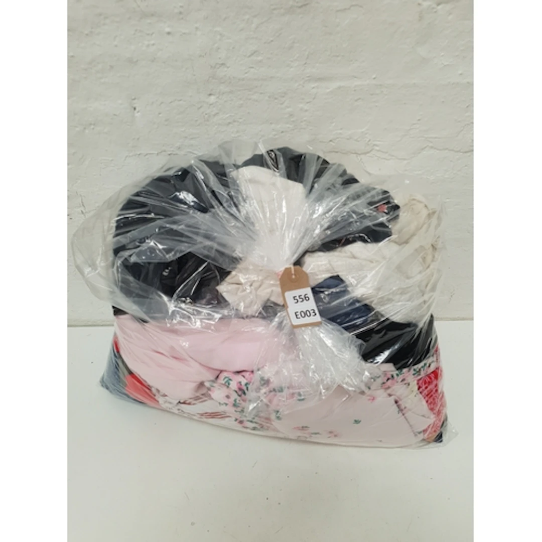 ONE BAG OF LADIES CLOTHING ITEMS