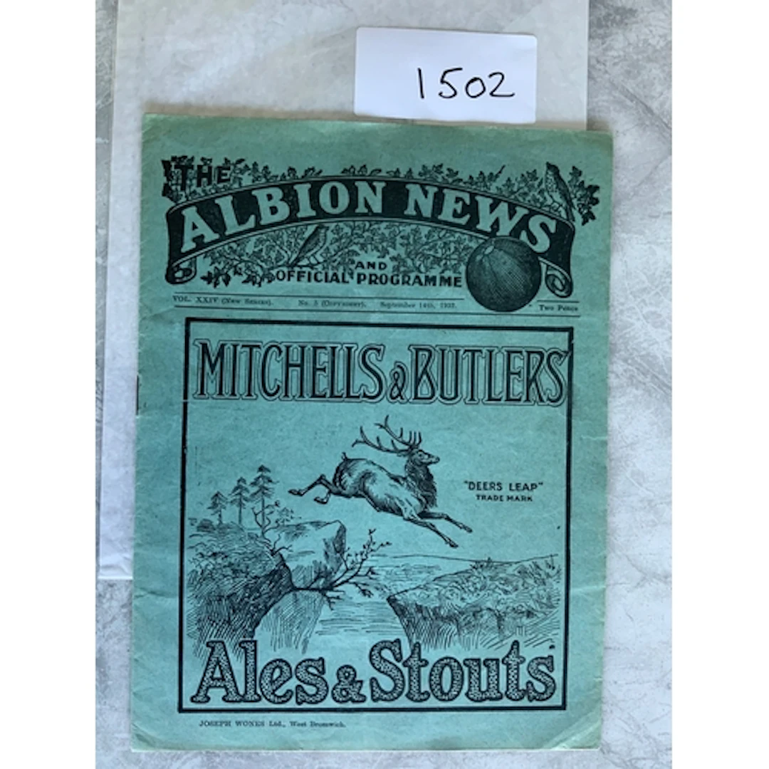 1932 - 1933 West Brom v Arsenal (Champions) Football Program...