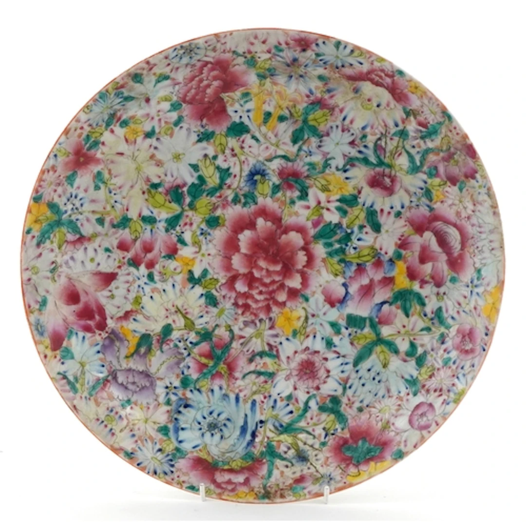 Large Chinese porcelain dish hand painted in the famille ros...