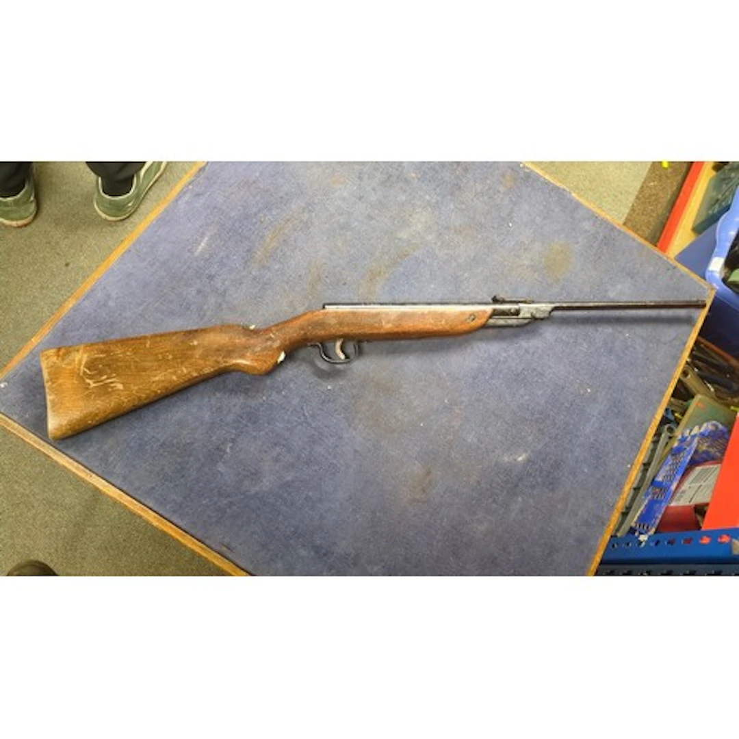 Webley & Scott ‘The Webley Junior’ break-barrel air rifle, B...