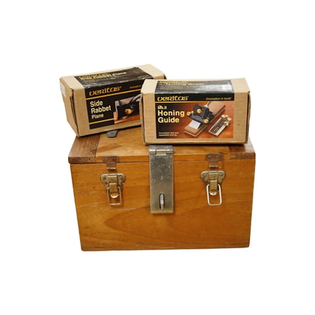 A collection of boxed Veritas, Canada, woodworking accessori...