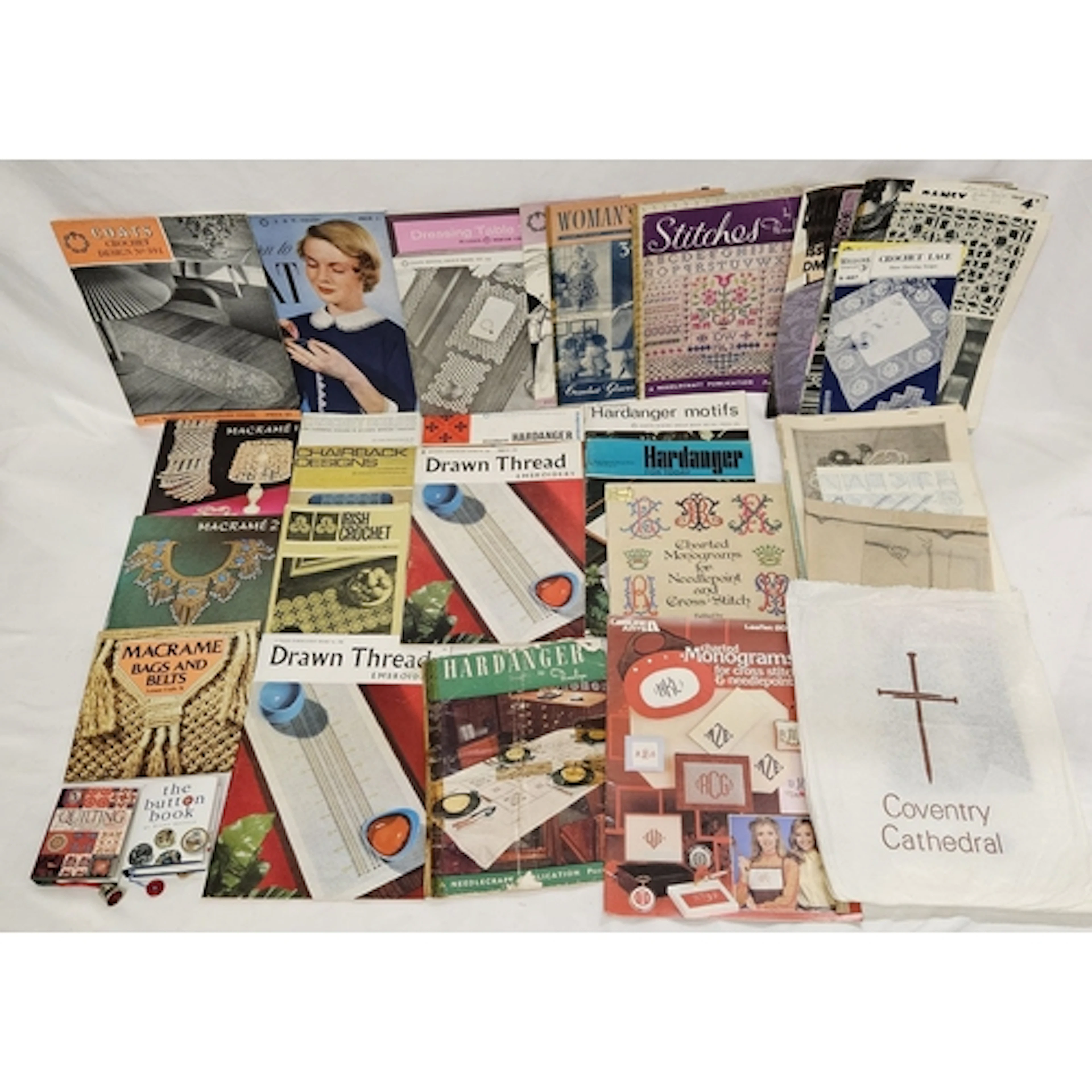 Books incl. Macrame, Quilting, Coloured Motifs, Drawn Thread...