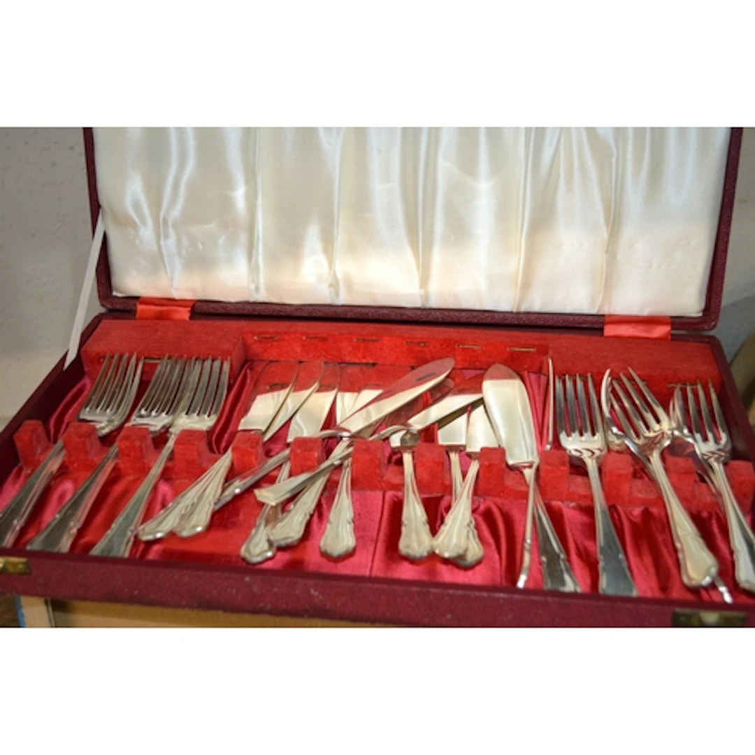 Cased set of plated fish knives and forks, together with a s...