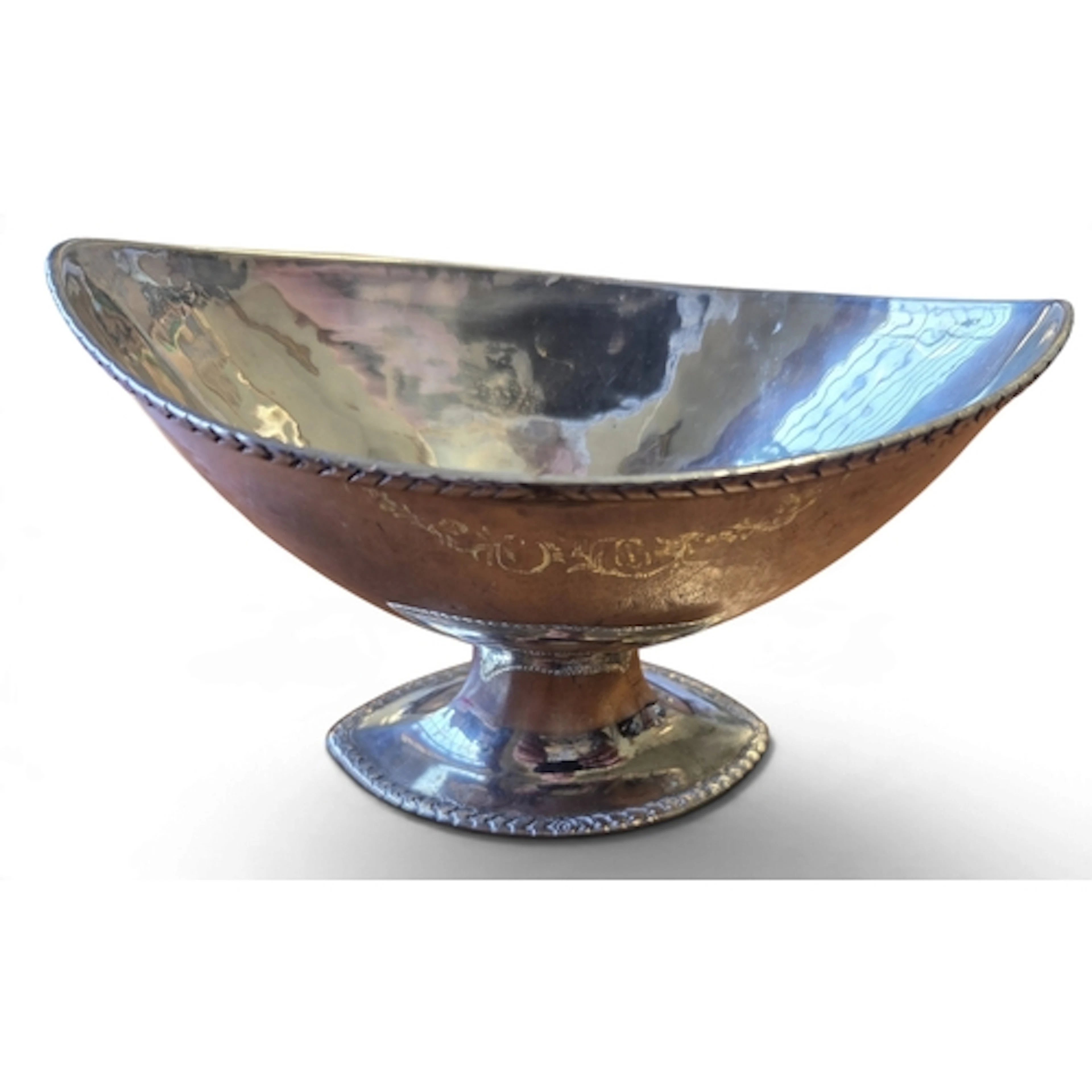 A good 18th Centruy Silver Navette oval sugar Bowl, 129 gram...